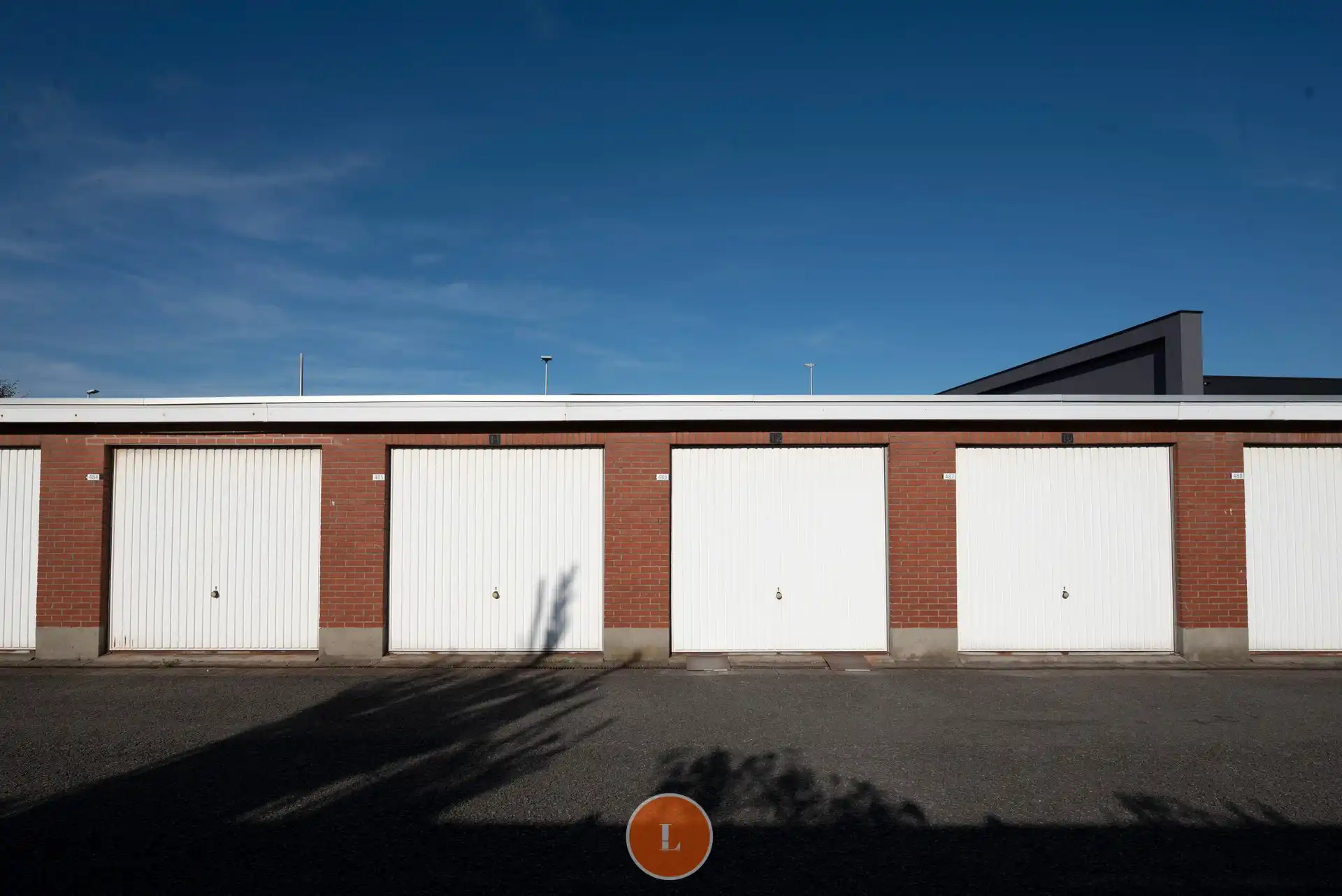 Goed onderhouden instapklare woning met garage foto 11