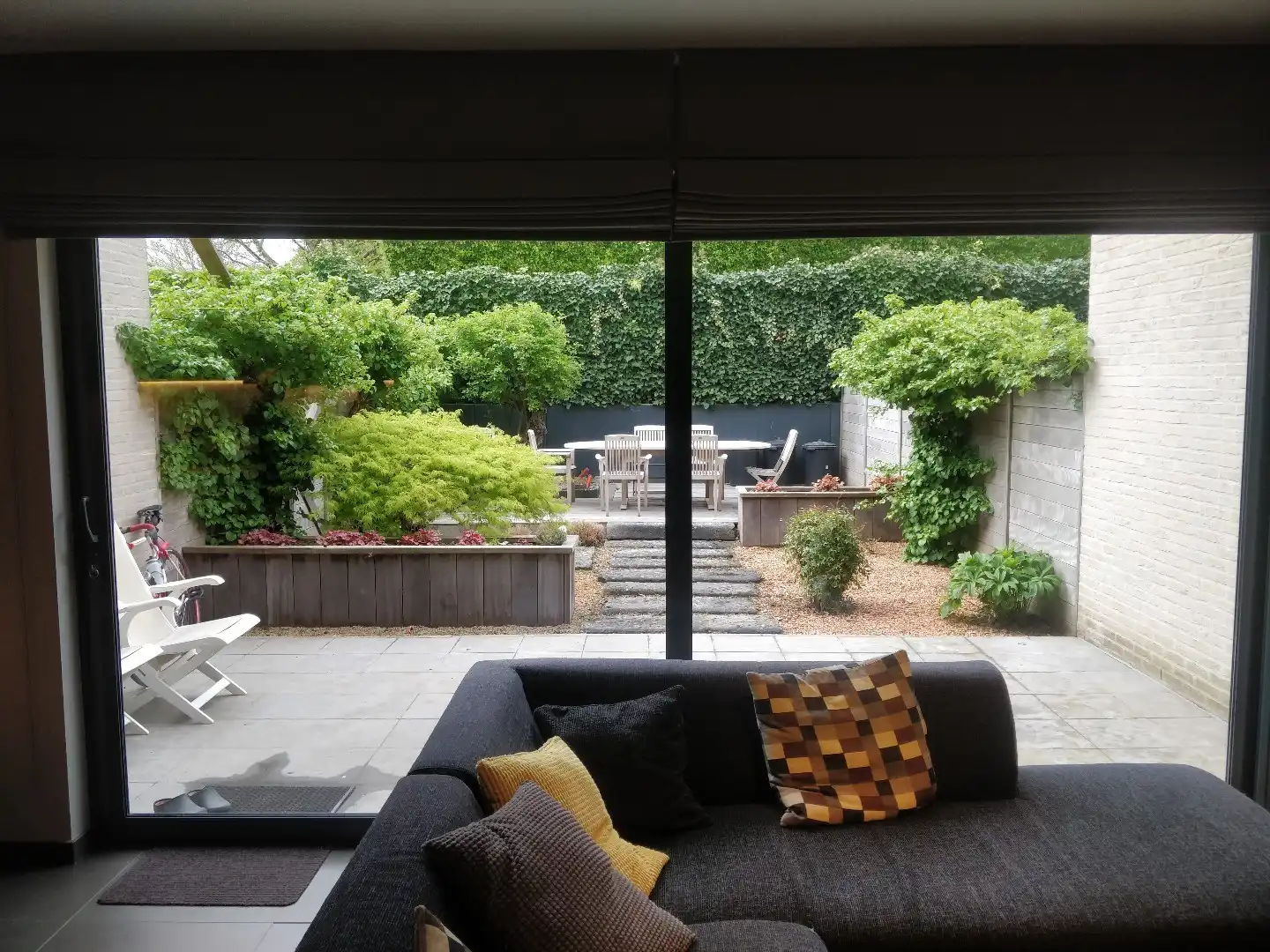 Gelijkvloersappartement met twee slaapkamers en binnentuin foto 4