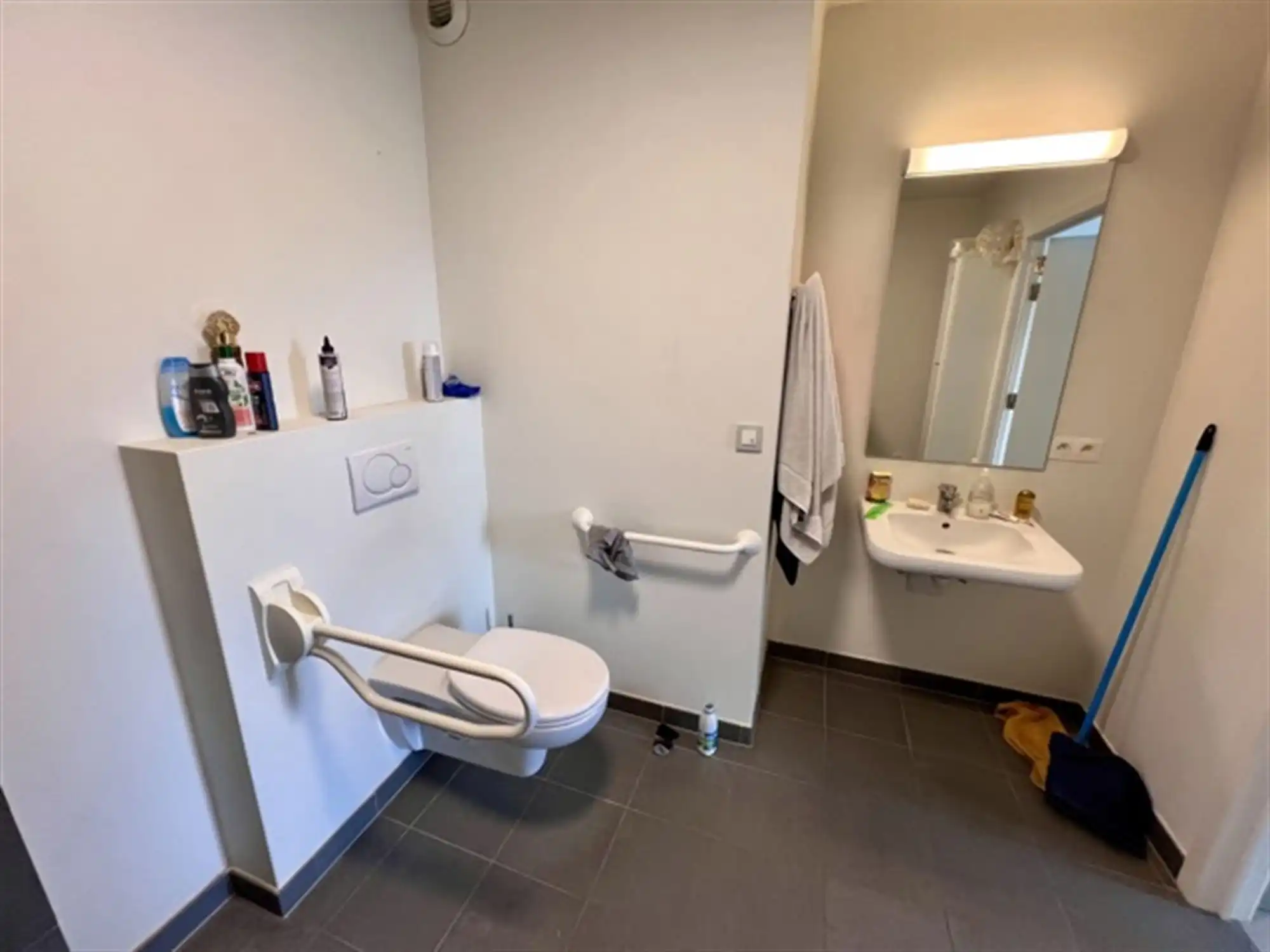 Modern en Rolstoelvriendelijk Appartement  foto 13