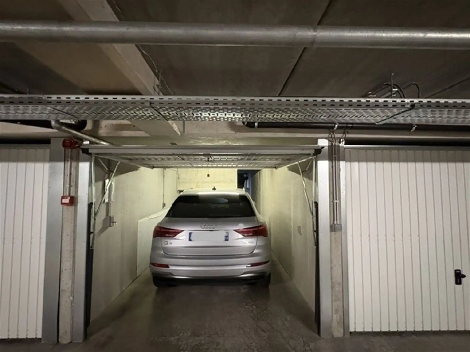 Zeer ruime ondergrondse garagebox te koop – Parklaan, Bredene foto 5