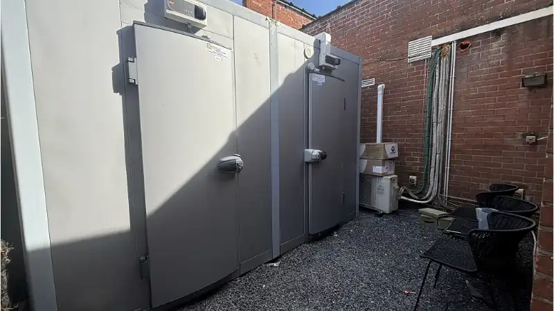 Overname instapklare ontbijt- lunchzaak in Sijsele Damme foto 11