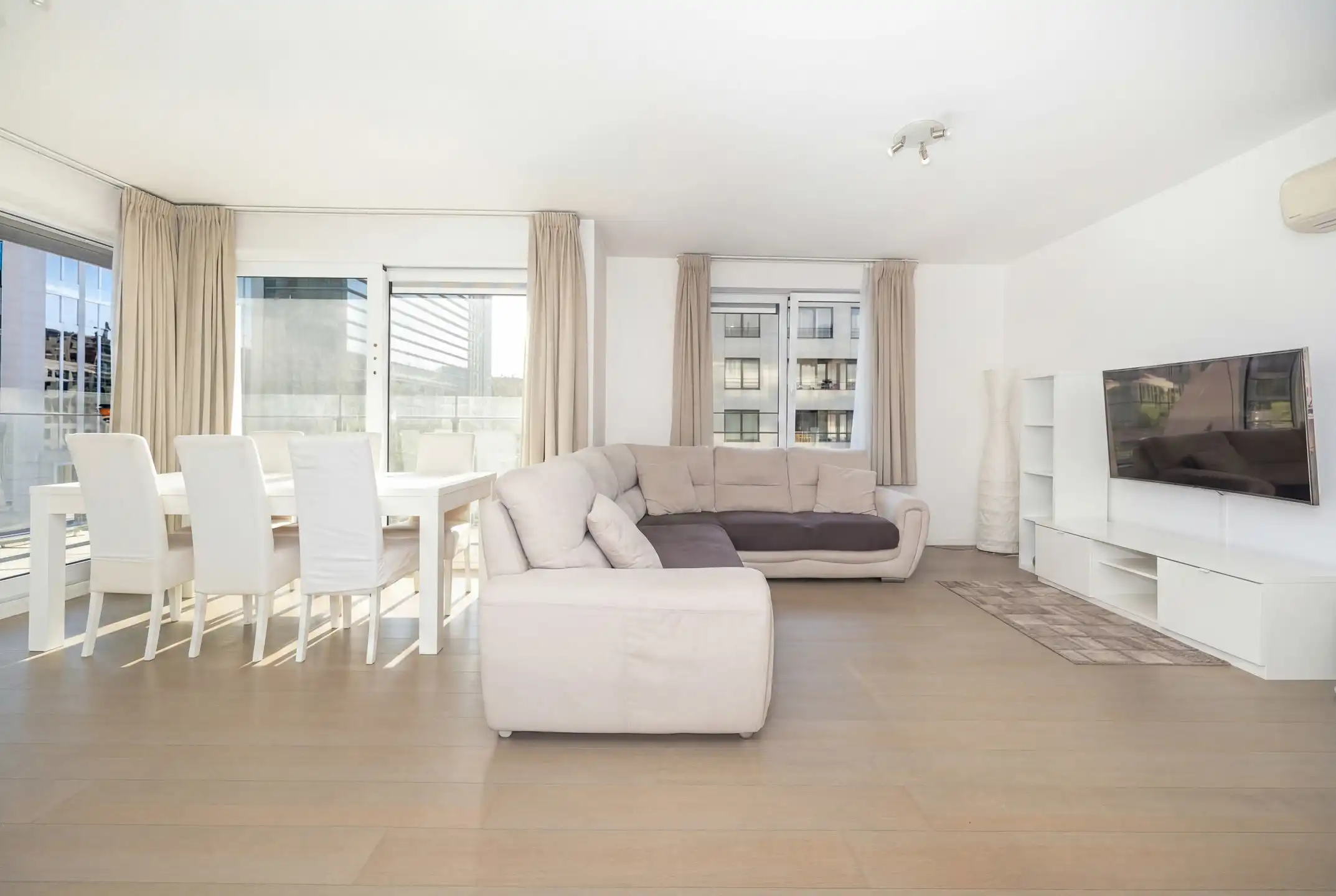 Appartement met 2 slaapkamers en terras foto 8