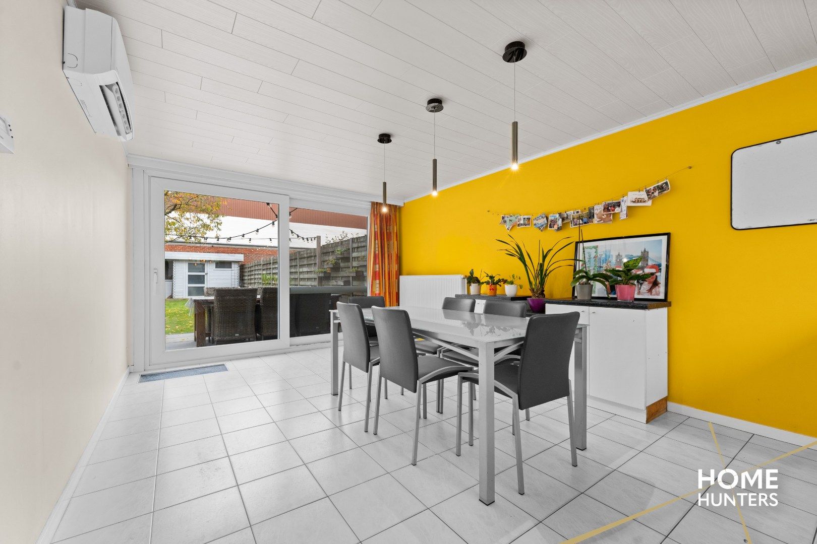 Instapklare, gerenoveerde woning op centrale ligging nabij centrum Roeselare! foto 7