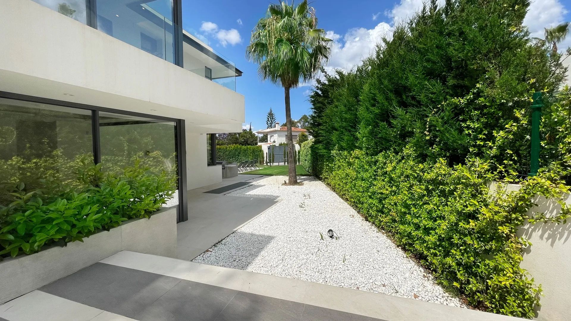 Modern meesterwerk in Nagüeles – waar luxe, ruimte en design samenkomen aan de Golden Mile van Marbella foto 42