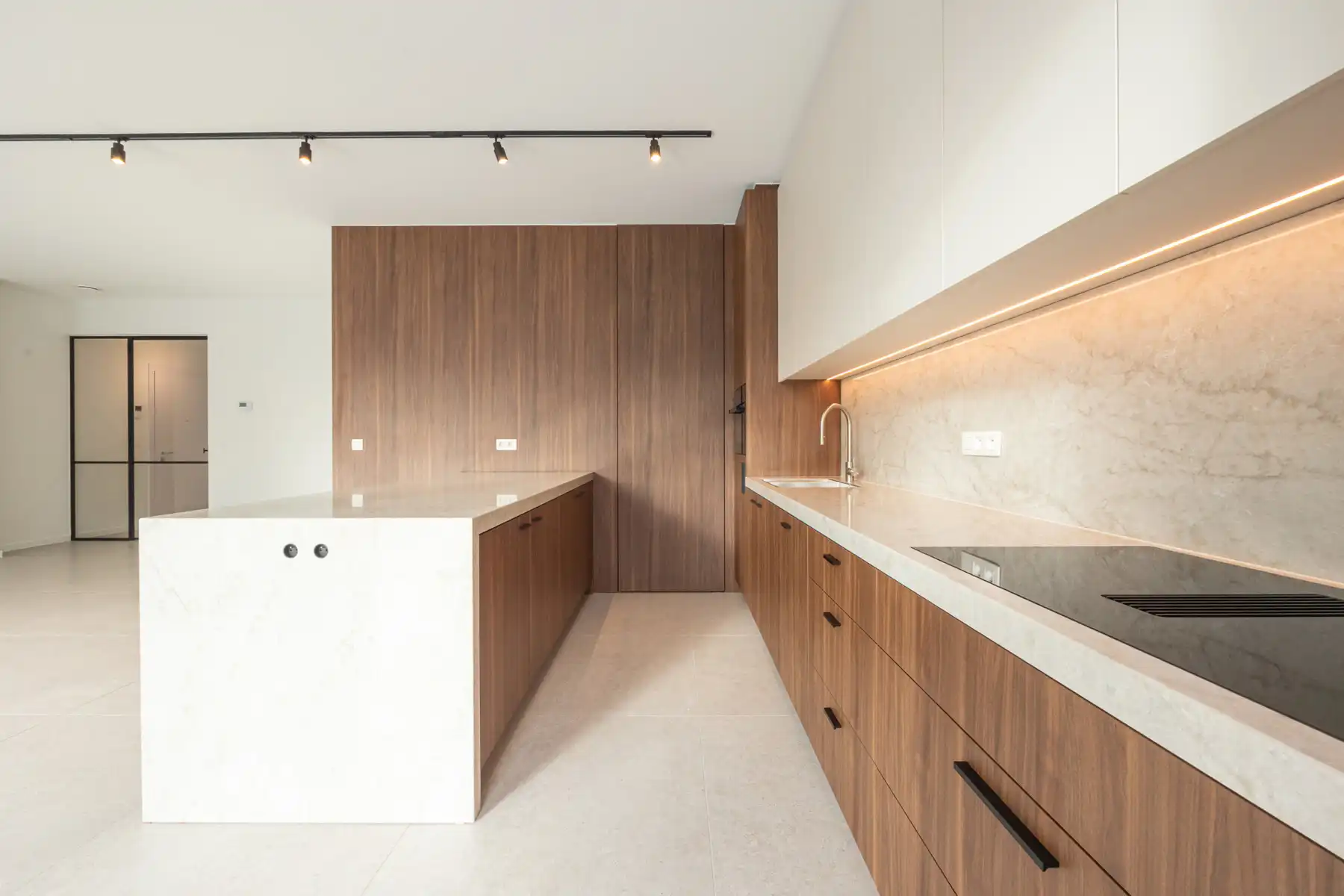 Prestigieus 3 slpk. nieuwbouwappartement met groot terras. foto 8