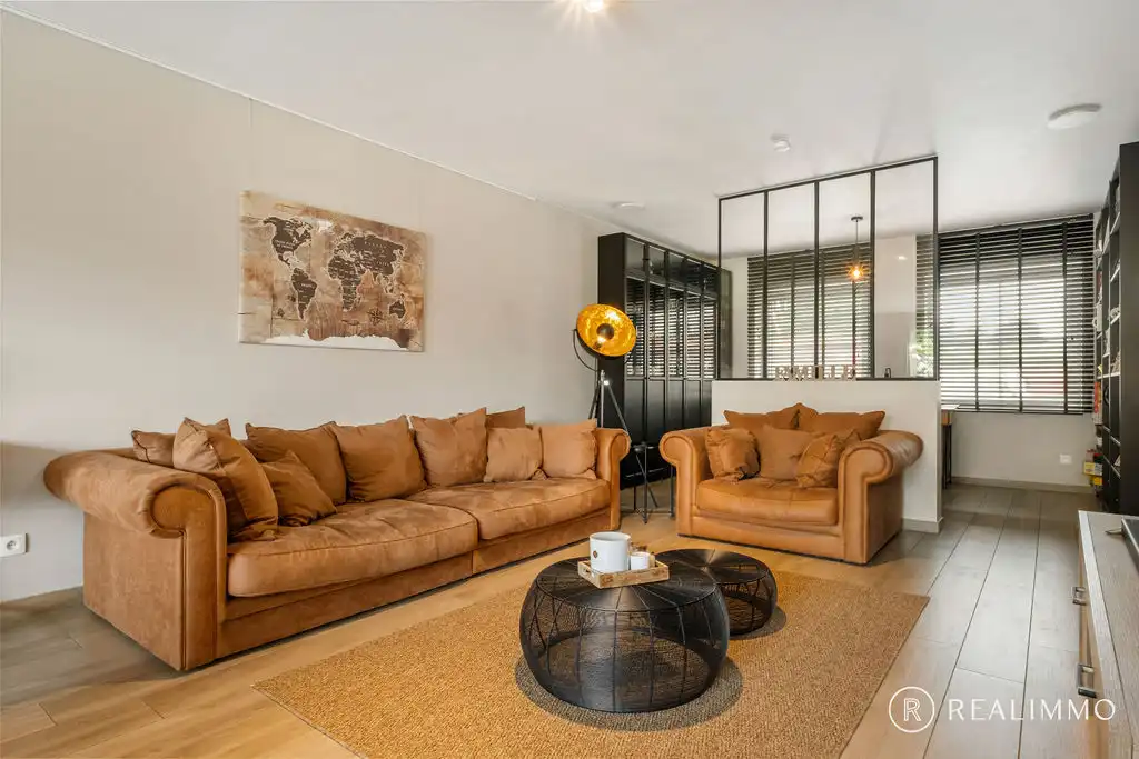 Ruime recente woning met EPC-label A in hartje Moen foto 9