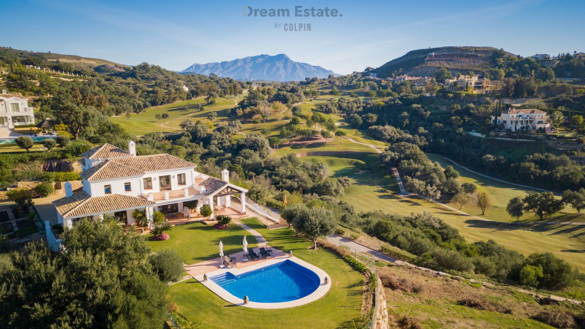 Villa in het exclusieve Marbella Club Golf resort, Benahavis foto {{pictureIndex}}