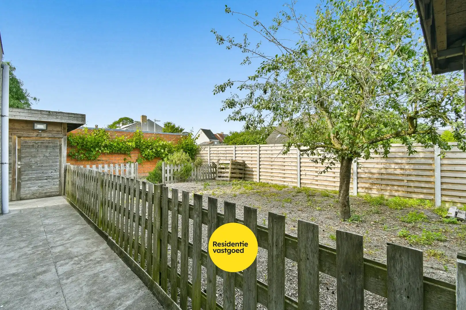 Instapklare en alleenstaande bungalowwoning foto 27