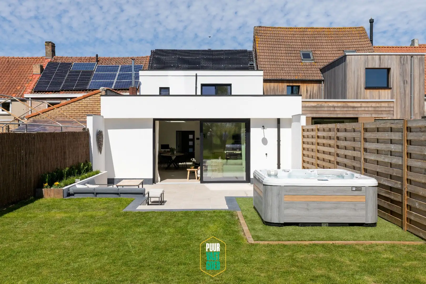 Prachtige, compleet gerenoveerde, zonnige woning met tuin foto 23