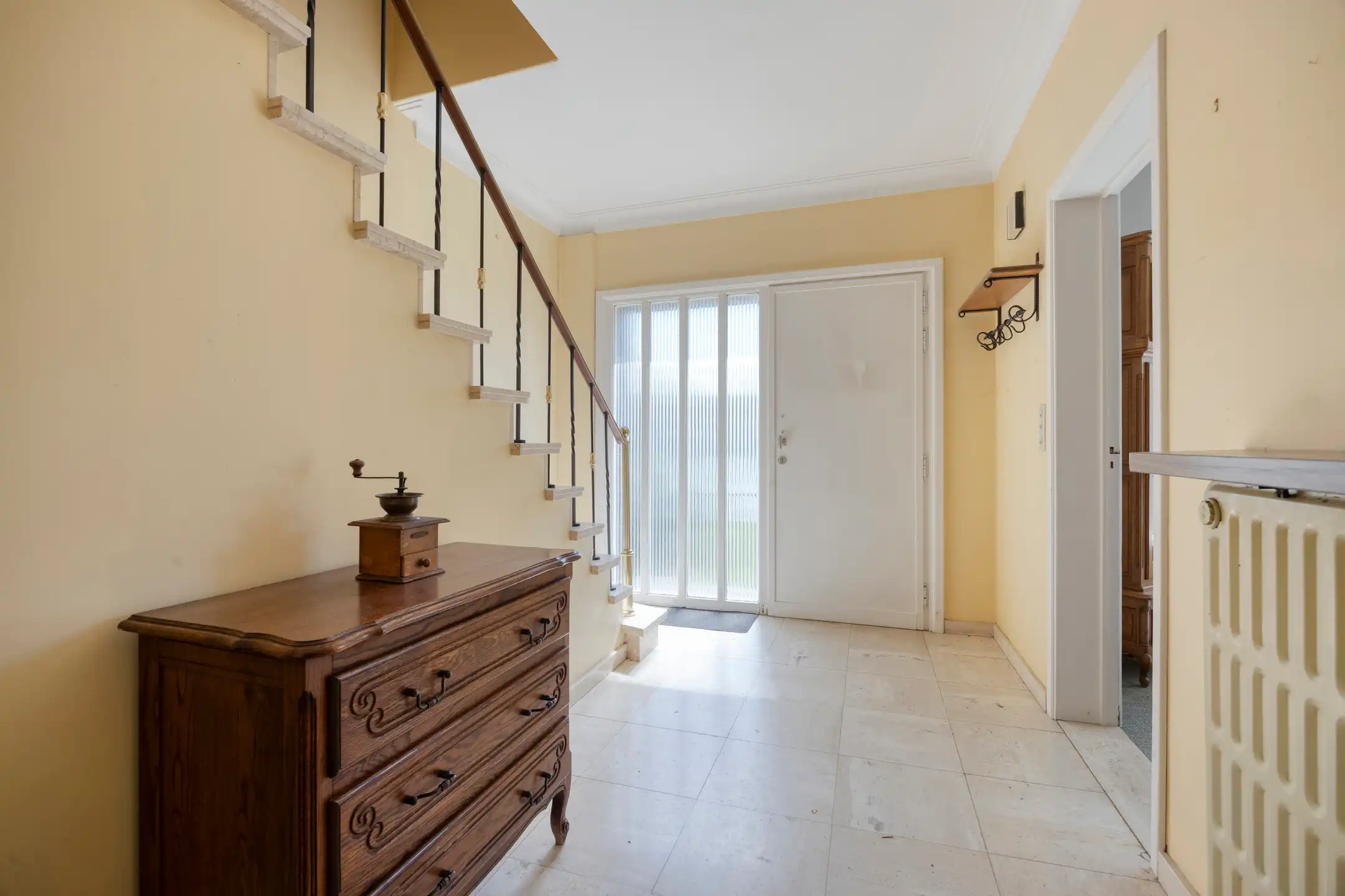 Op te frissen woning met 3 slaapkamers op een goede locatie foto 9
