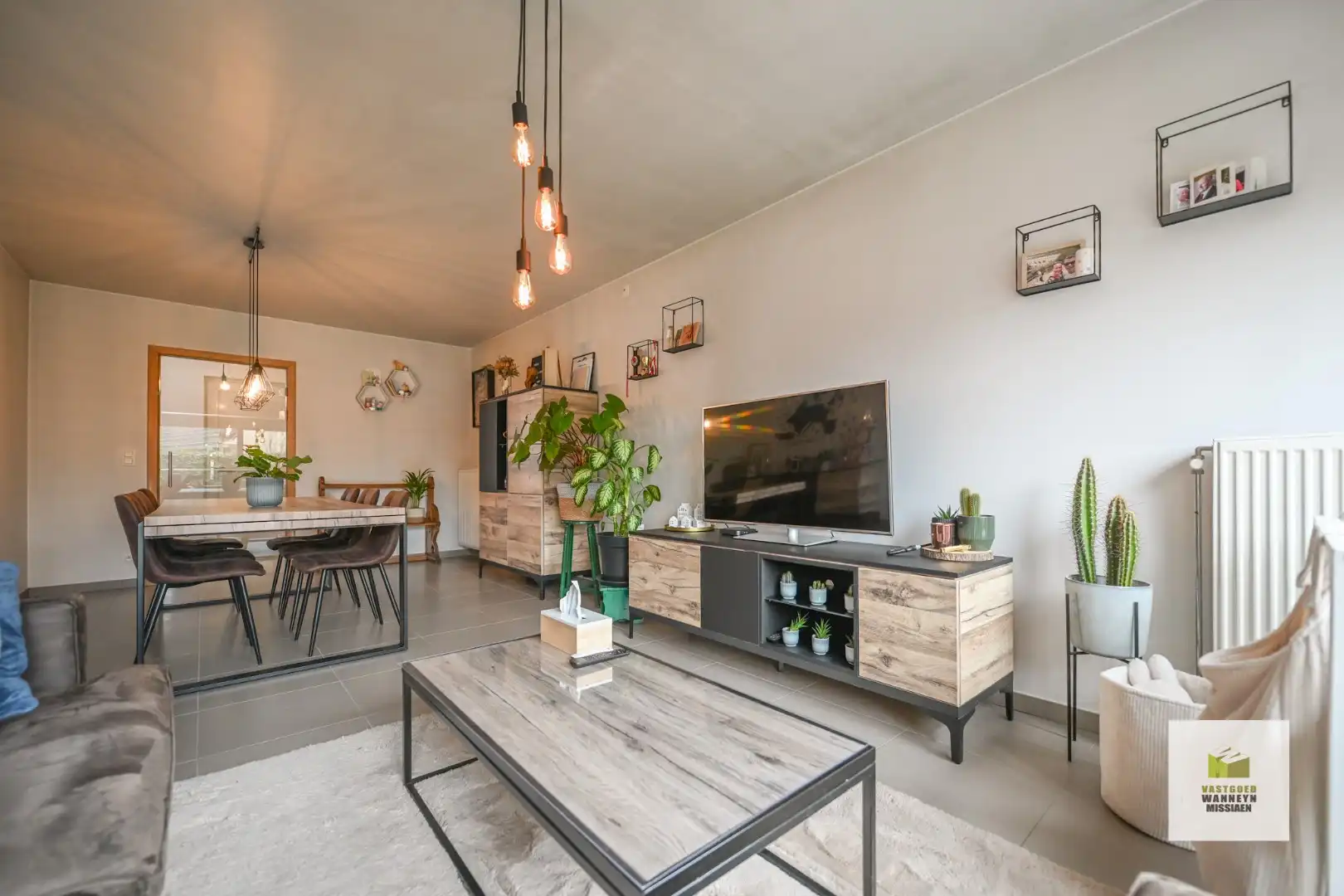 Energiezuinige en instapklare woning op rustige ligging in doodlopende straat te centrum Roeselare foto 10