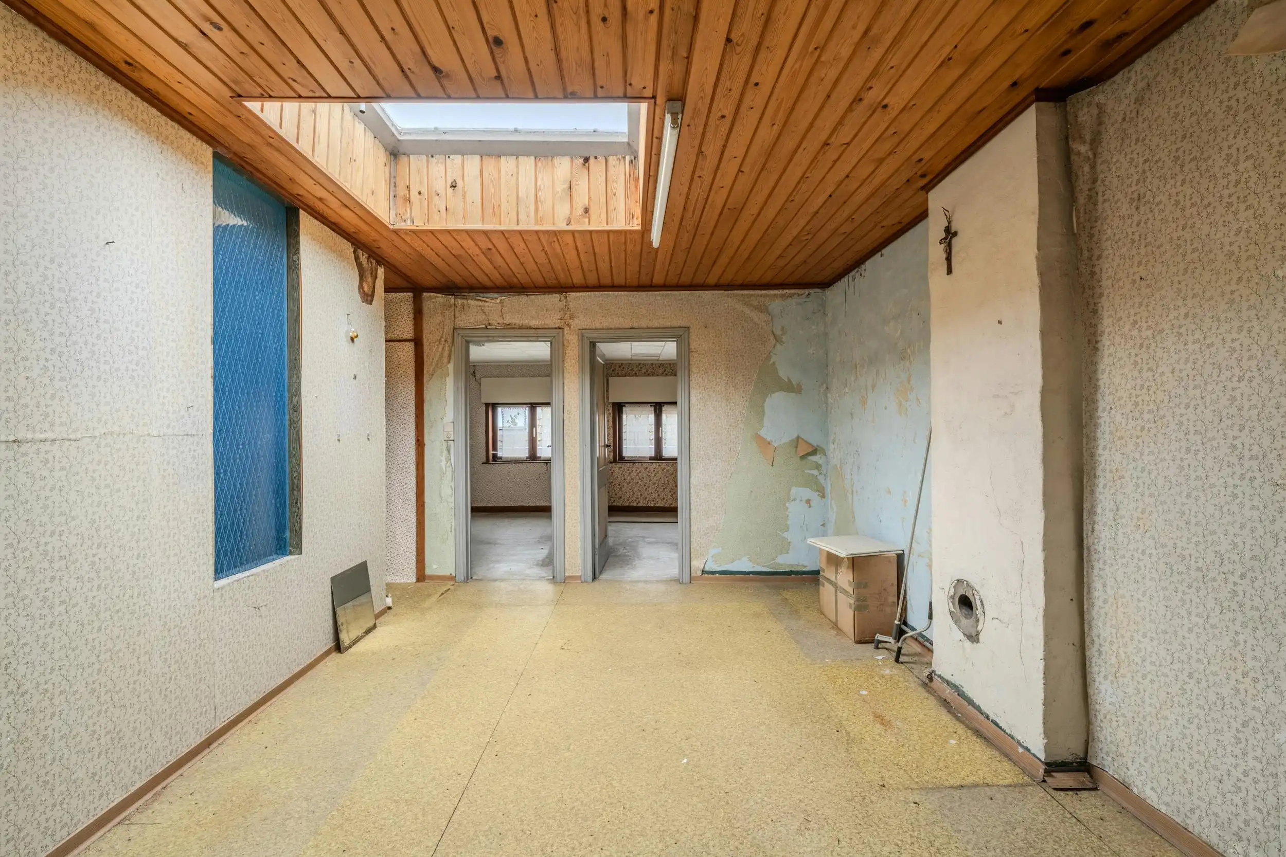 Te renoveren woning met 5 slaapkamers, tuin en garagebox te Middelkerke! foto 23
