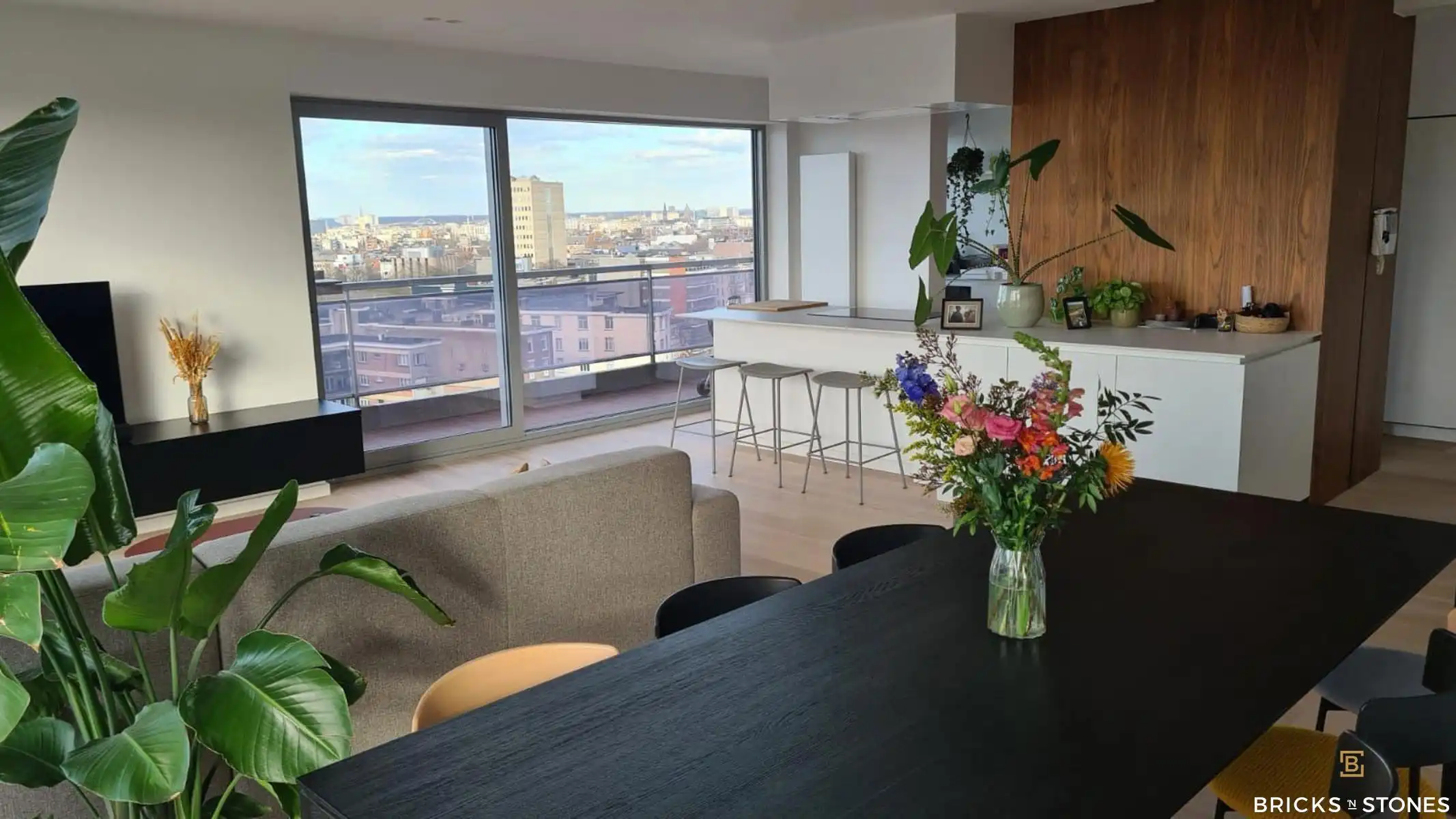 Bemeubelde penthouse met prachtig zicht foto 6