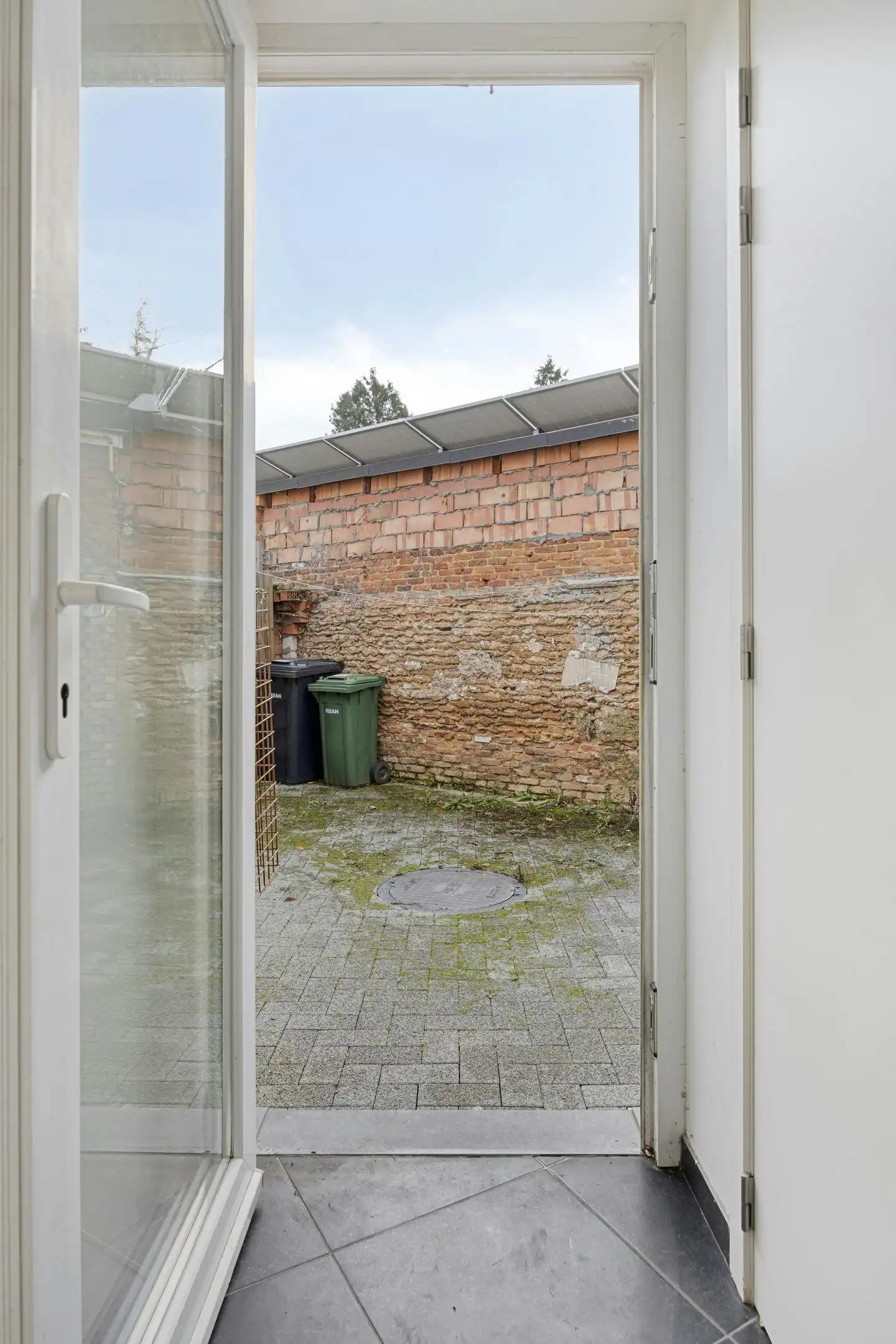 Instapklaar huis met 3 slaapkamers in Edegem foto 8