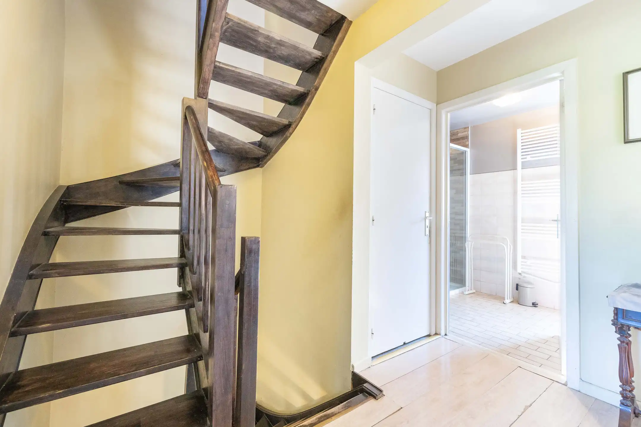 Mooi huis met 3 slaapkamers + kantoor foto 24