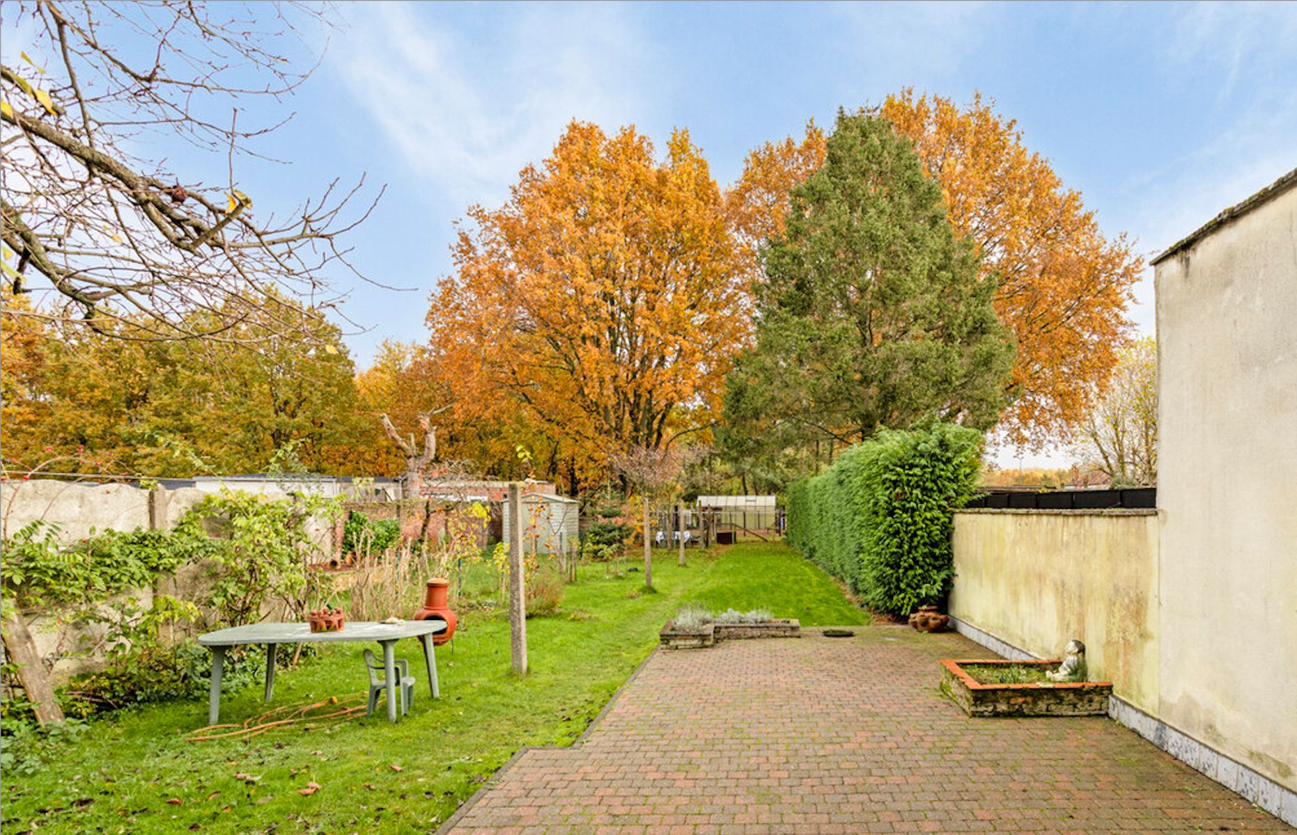 Gezinswoning met groene tuin in Mechelen foto {{pictureIndex}}