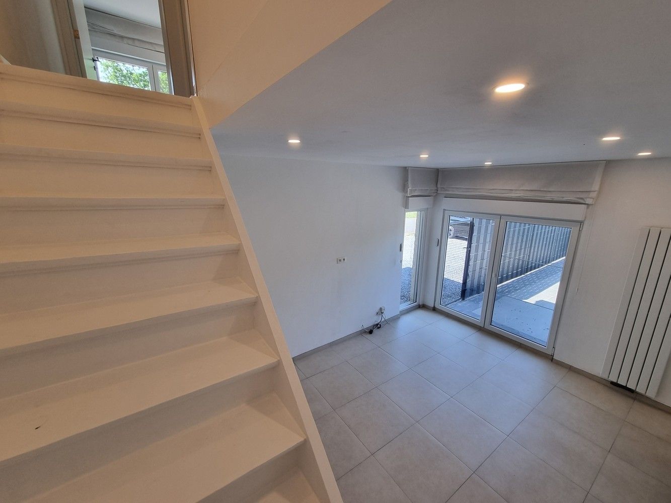 Mooie, gerenoveerde woning met prachtig terras en ruime tuin foto 22