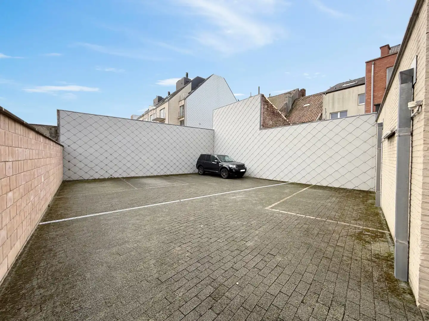 Autostaanplaats te Oostende foto 2