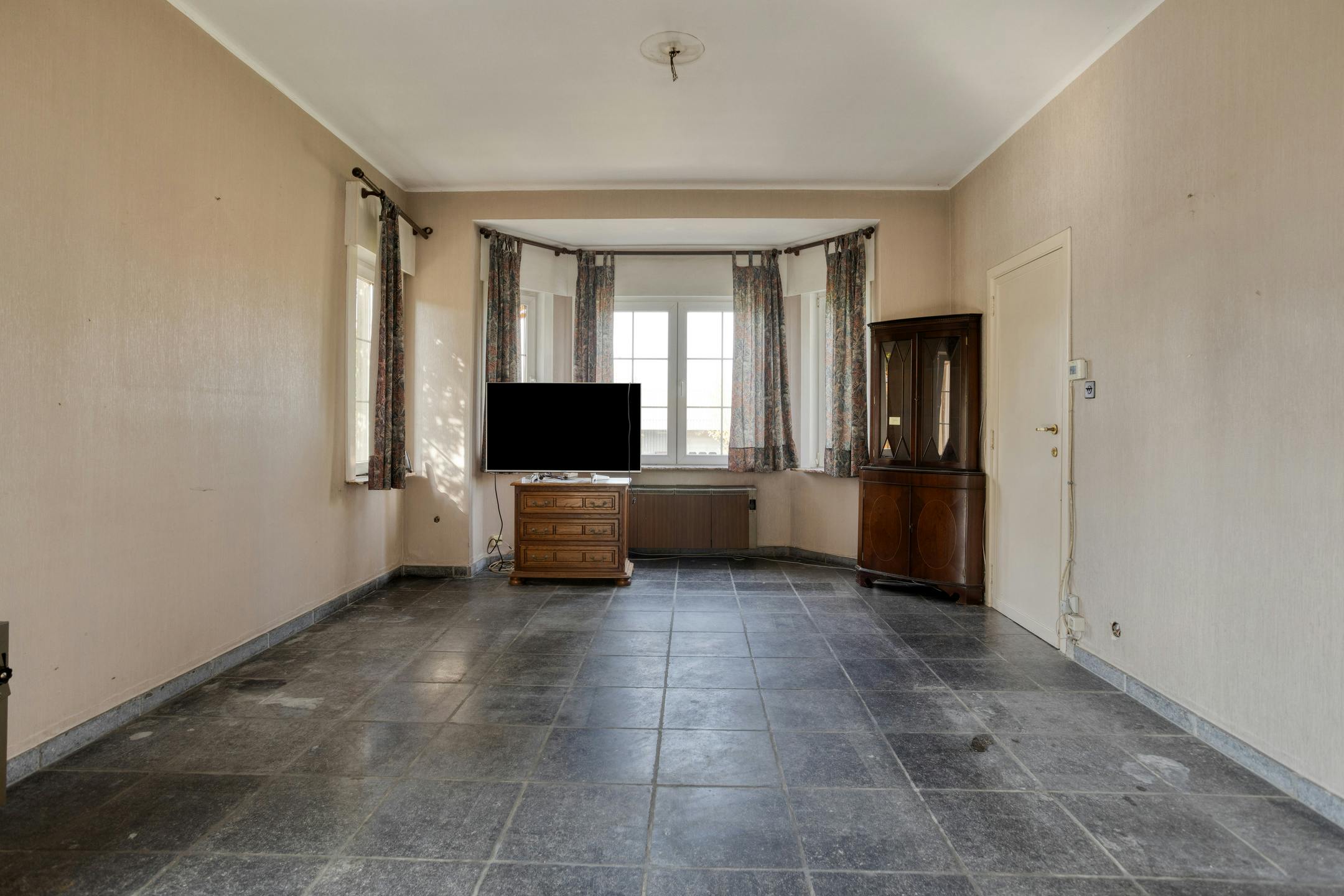 Te Renoveren viergevelwoning op 23are op een top locatie in Grimbergen! foto 9