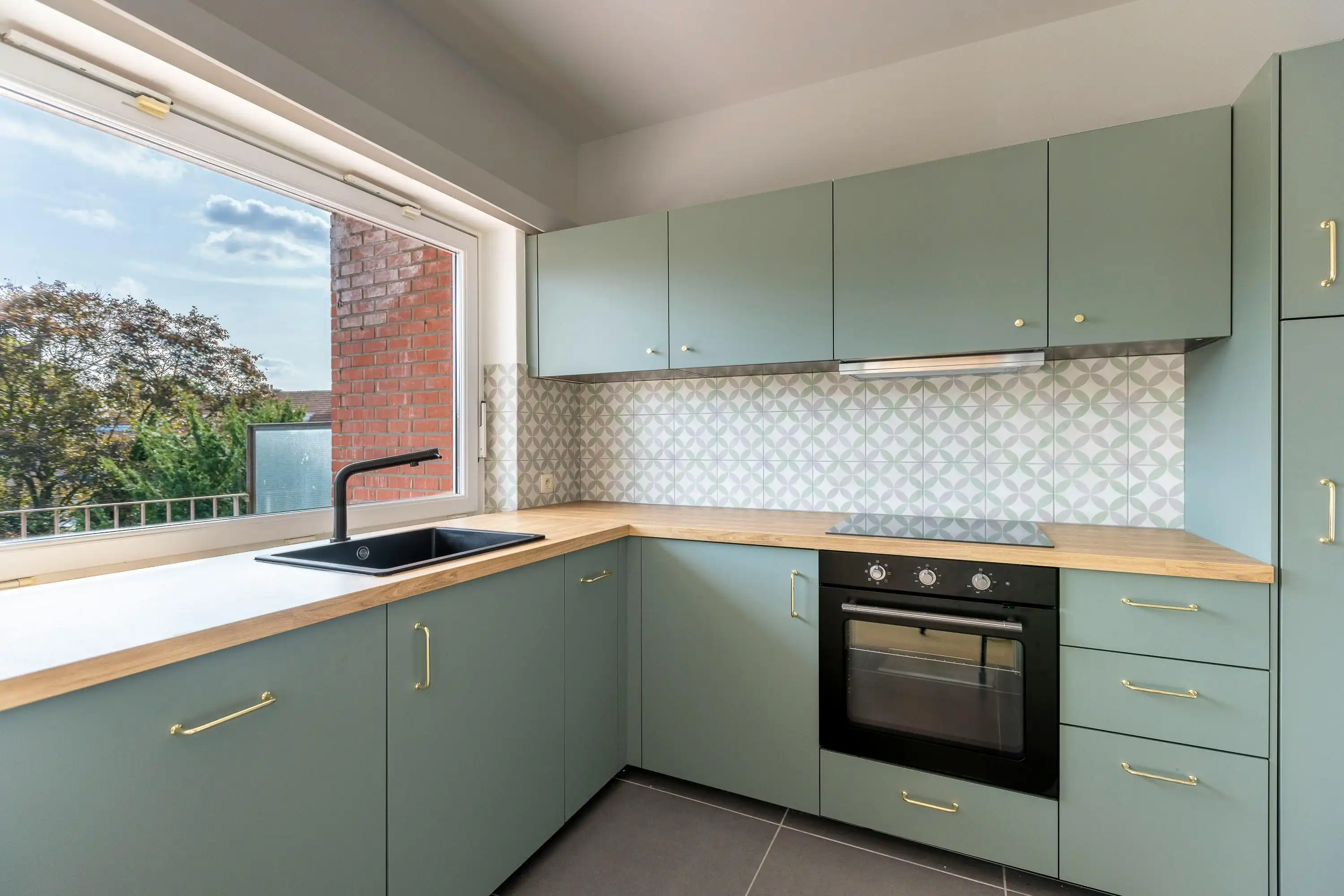 Appartement met twee slaapkamers in Neder-Over-Heembeek. foto 4