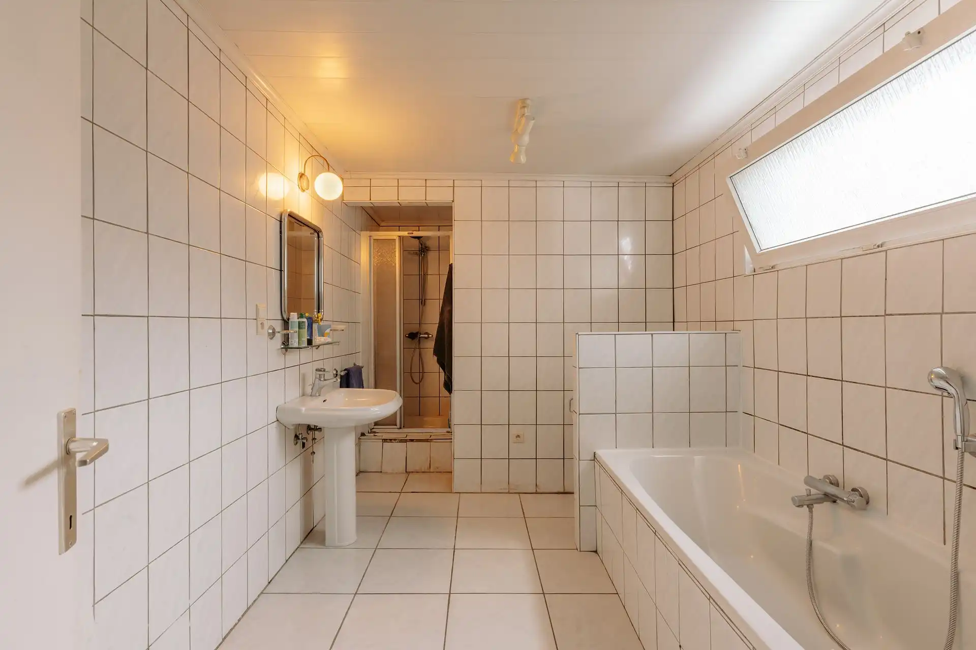 Gezinswoning in gezellige wijk! foto 9