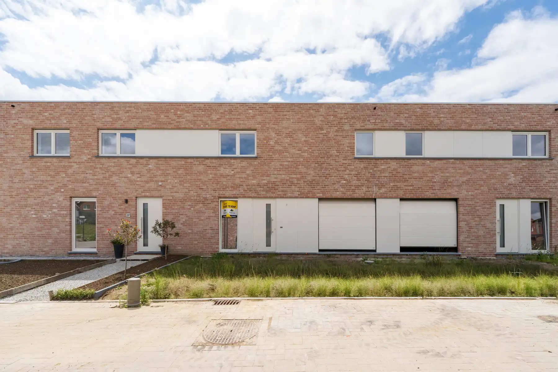 Moderne, halfopen woning foto 13