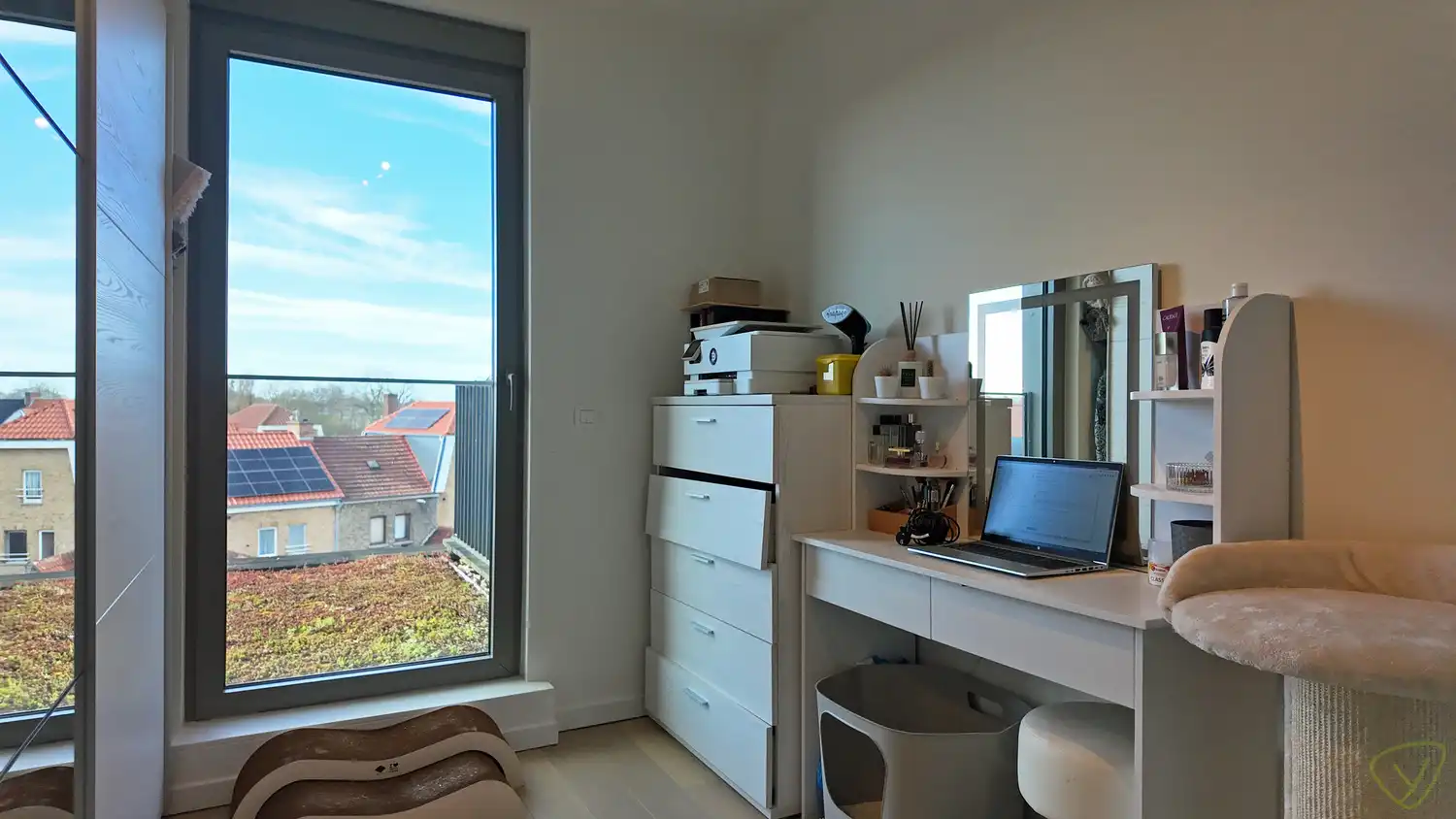 Stijlvol appartement met ruim zonneterras in Park Van Damme te Eeklo! foto 10