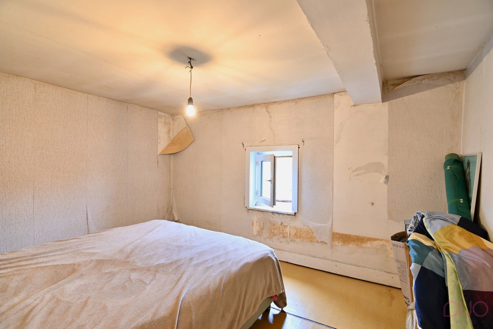 Verder te renoveren hoevewoning met ruime schuur die tal van mogelijkheden biedt. foto 19