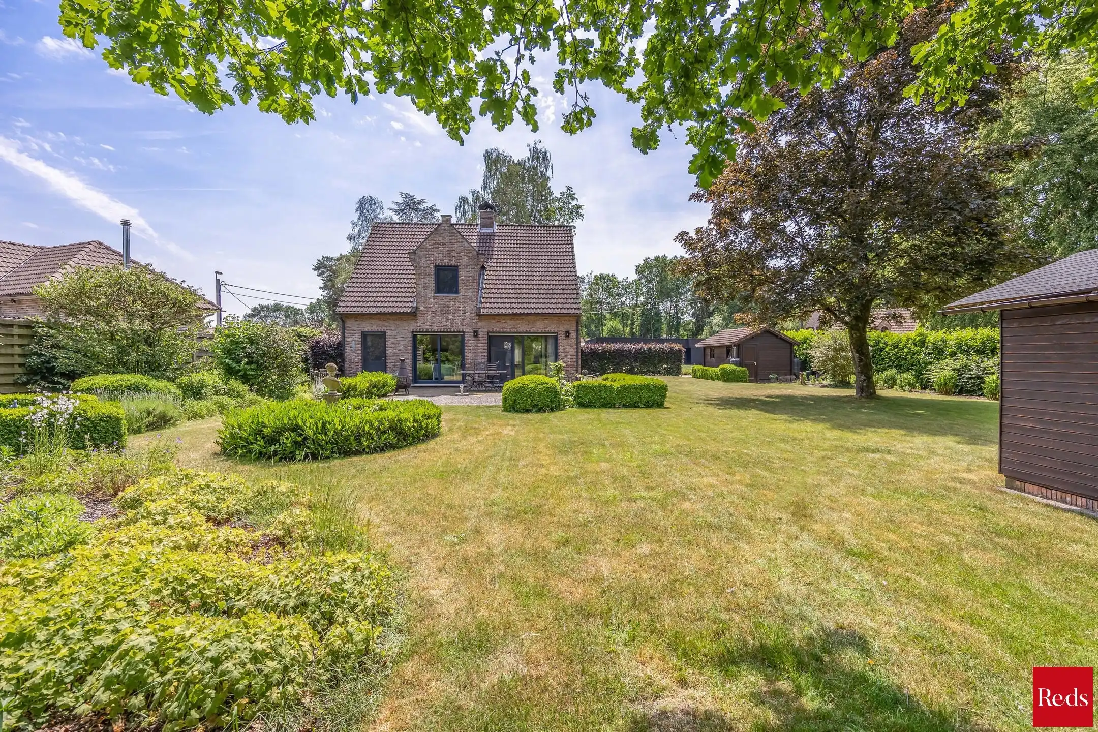 Charmante woning met uitzicht op blijvend groen foto 32