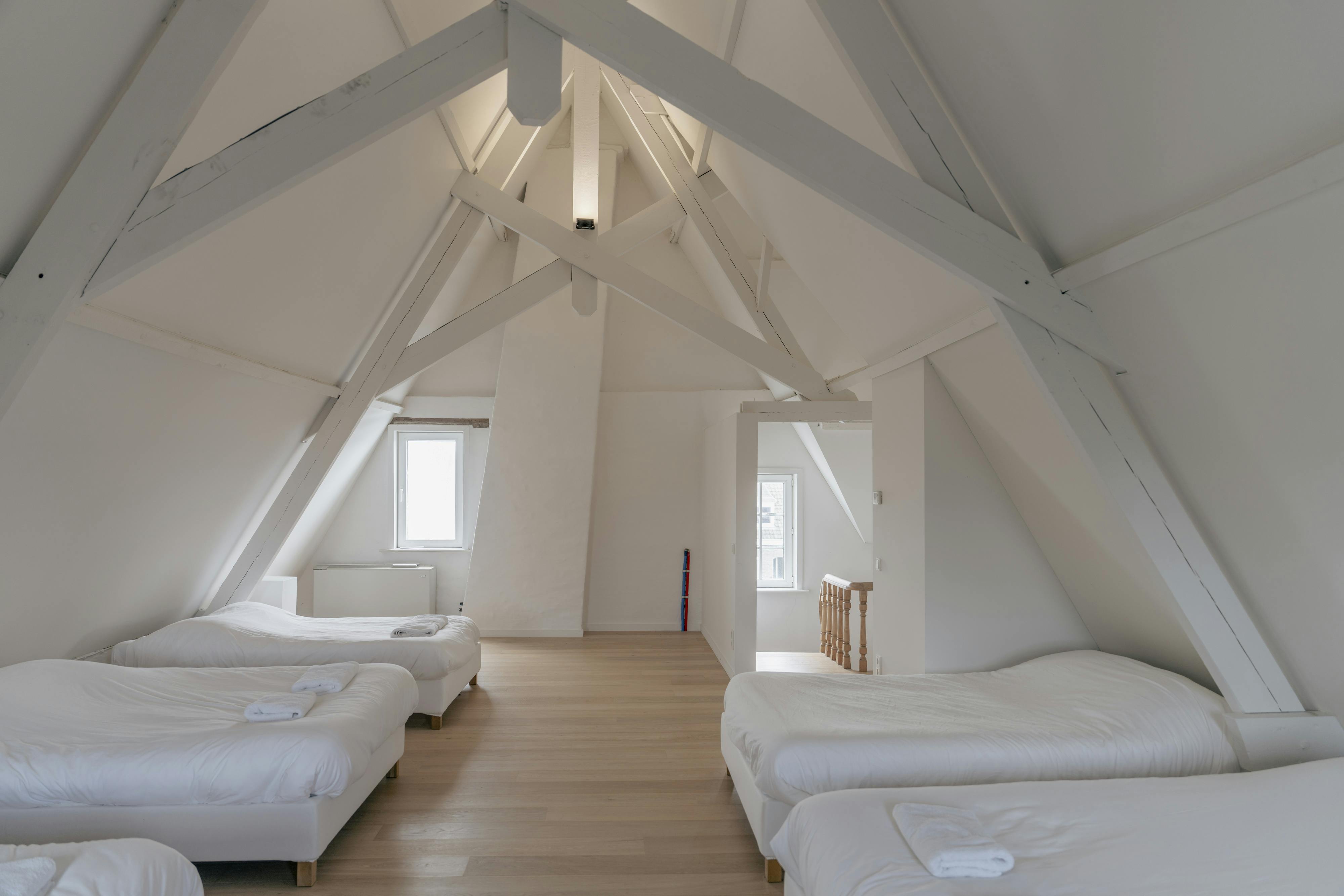 Luxueuze herenwoning met 5 slaapkamers en zwembad. foto 18