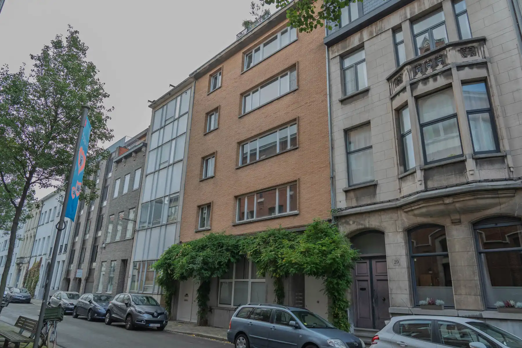 Stijlvol 2 SLK appartement met lift in hartje Antwerpen foto 19