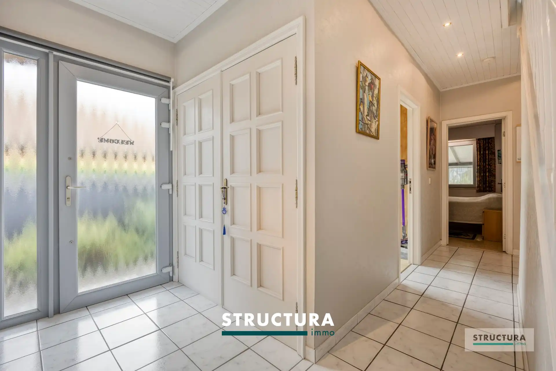 Ruime villa op absolute voorkeursligging in Relegem! foto 4