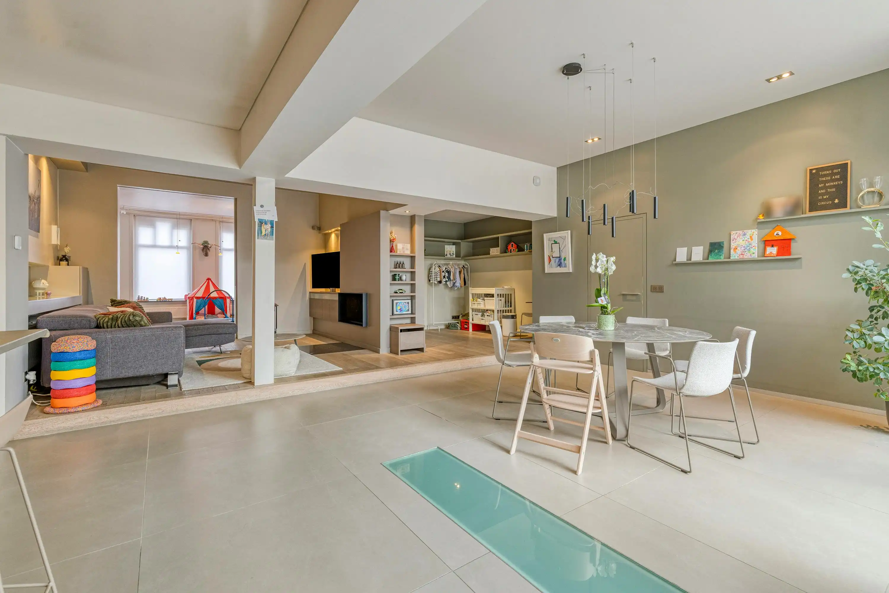 Gerenoveerde burgerwoning met 5 kamers te koop Beveren-Leie foto 5