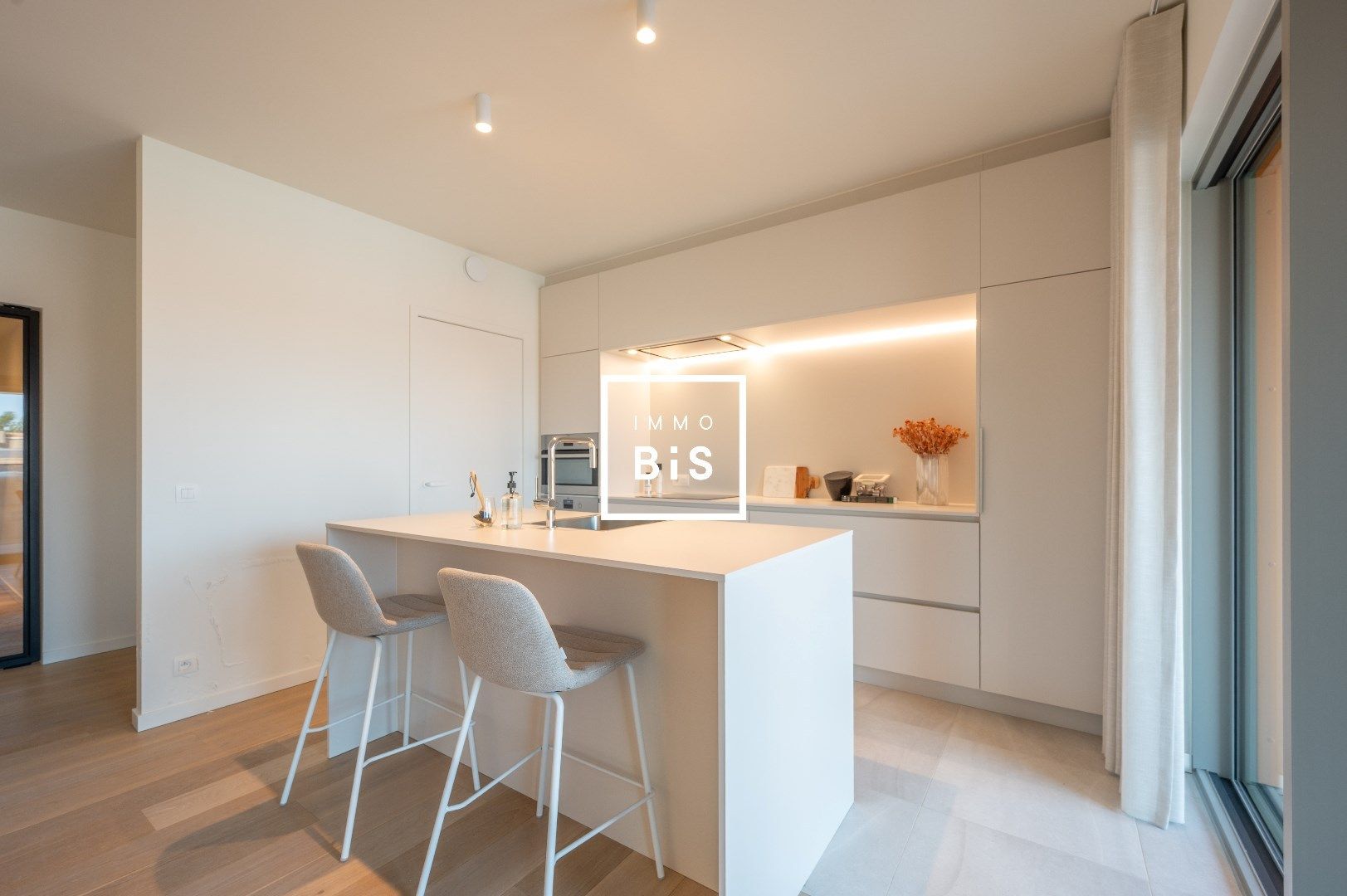 Modelappartement met 2 slaapkamers en oost geörienteerd terras. foto 9