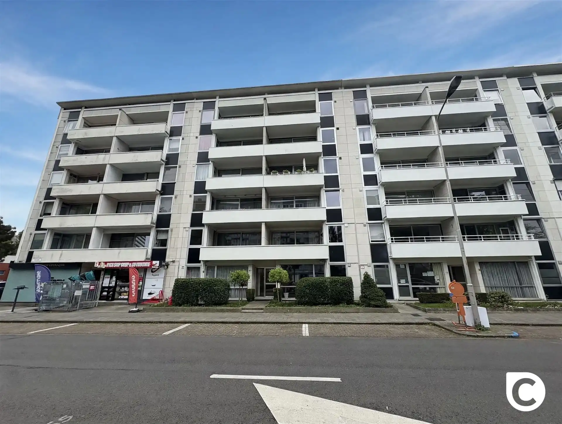 Gerenoveerd 2slpk- Appartement met kelder foto 12
