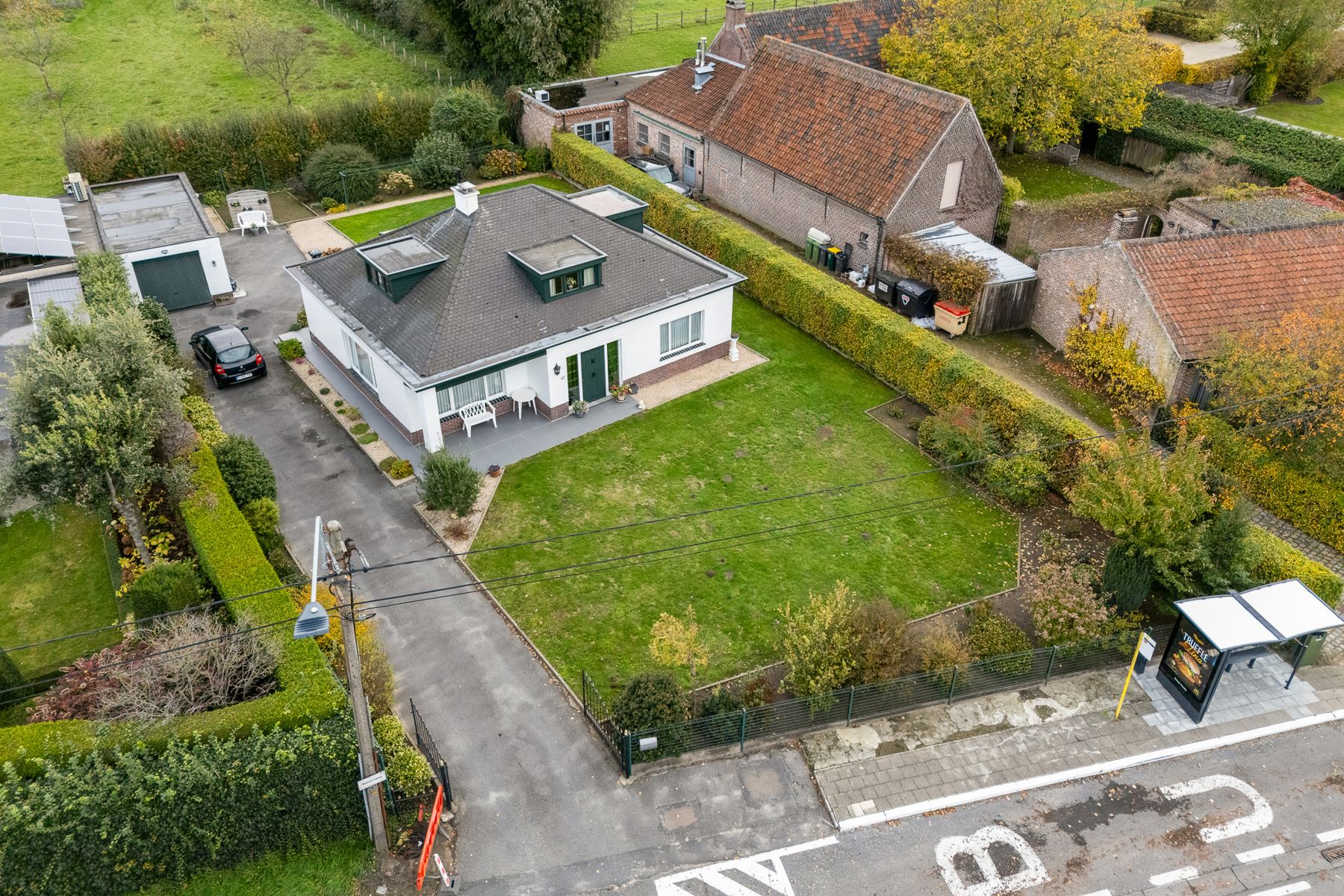 Vrijstaande woning met uitbreidingsmogelijkheden op 938m2! foto 16
