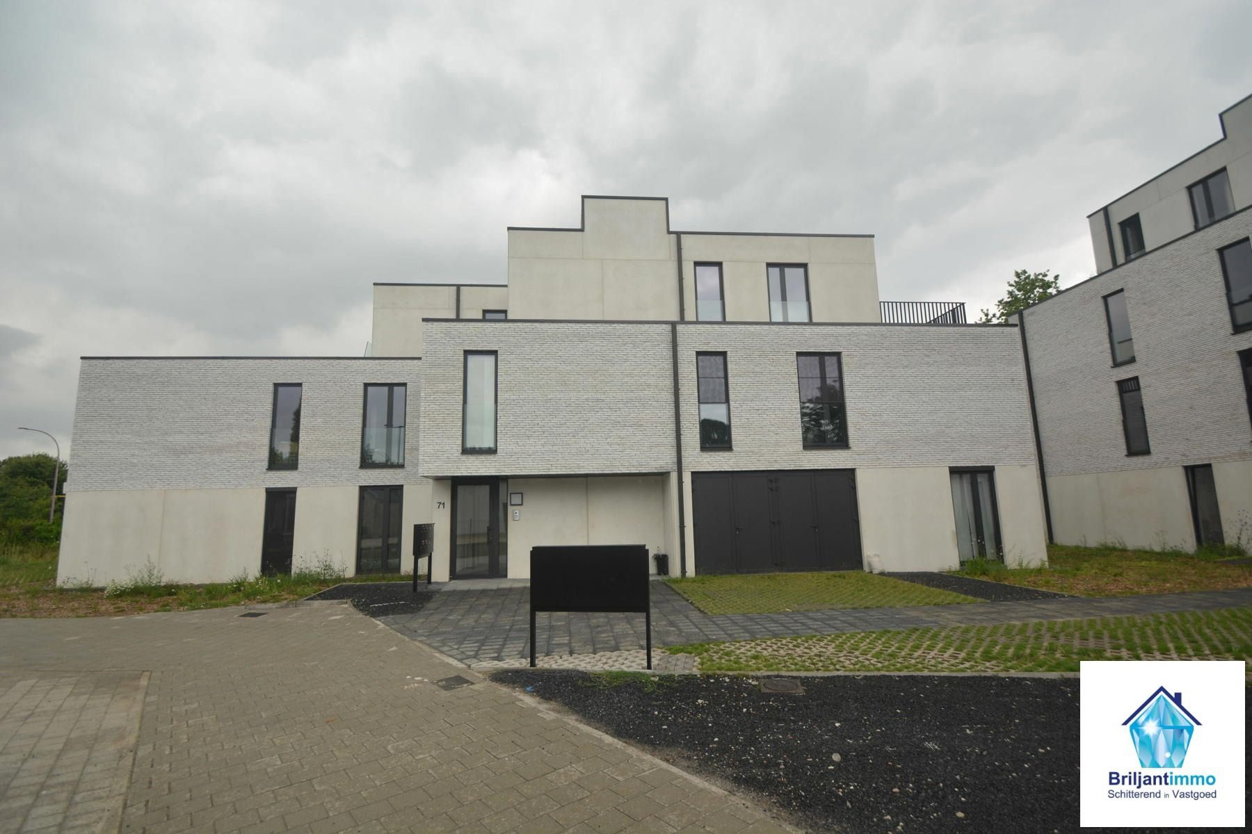 3/5 (verhuurde) BEN appartementen : Rendement van bijna 5%! foto {{pictureIndex}}