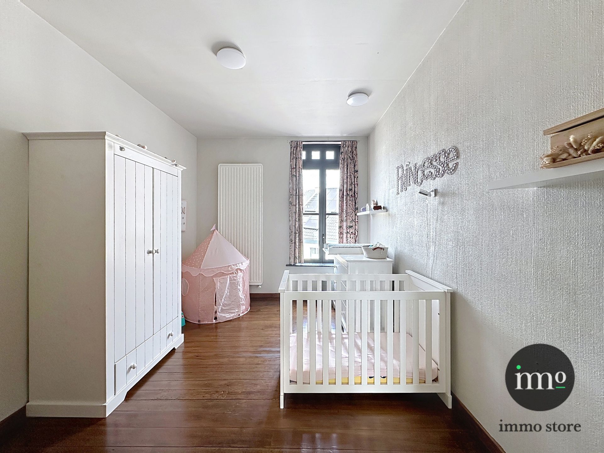 Gerenoveerd herenhuis met praktijkruimte/kangoeroewonen. foto 17