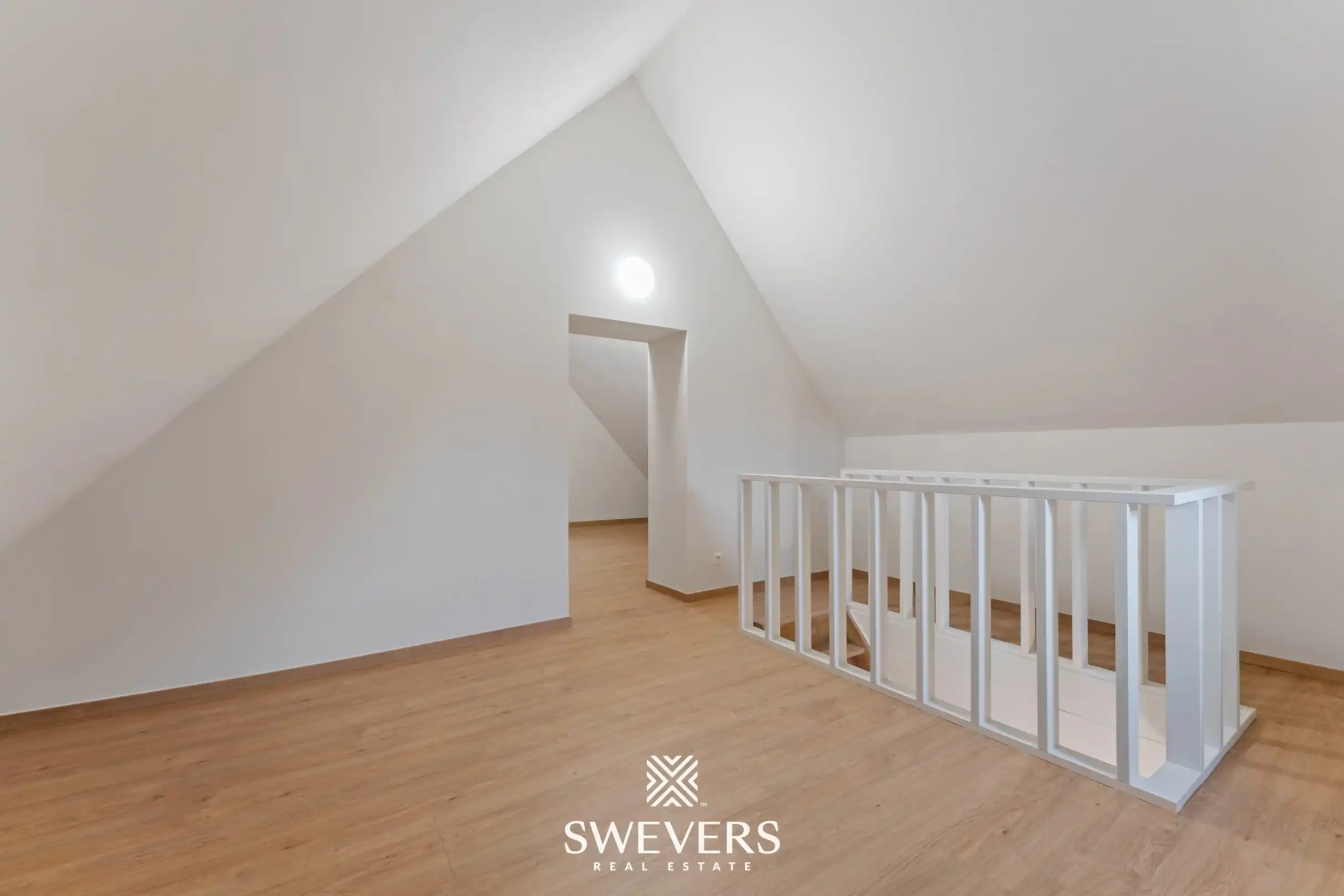 Exclusief wonen (253 m²) in een volledig gerenoveerde open bebouwing te Zonhoven (aankoop aan 2% mogelijk) foto 27