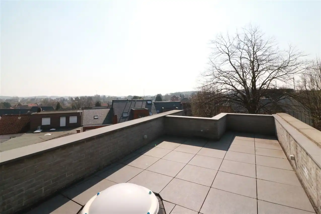 Moderne stadswoning met groot dakterras te midden van centrum foto 16