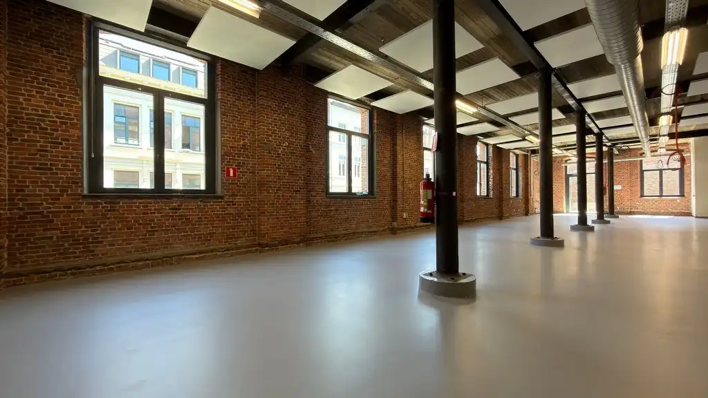 Uniek loftkantoor te huur nabij 't Eilandje in Antwerpen foto 8