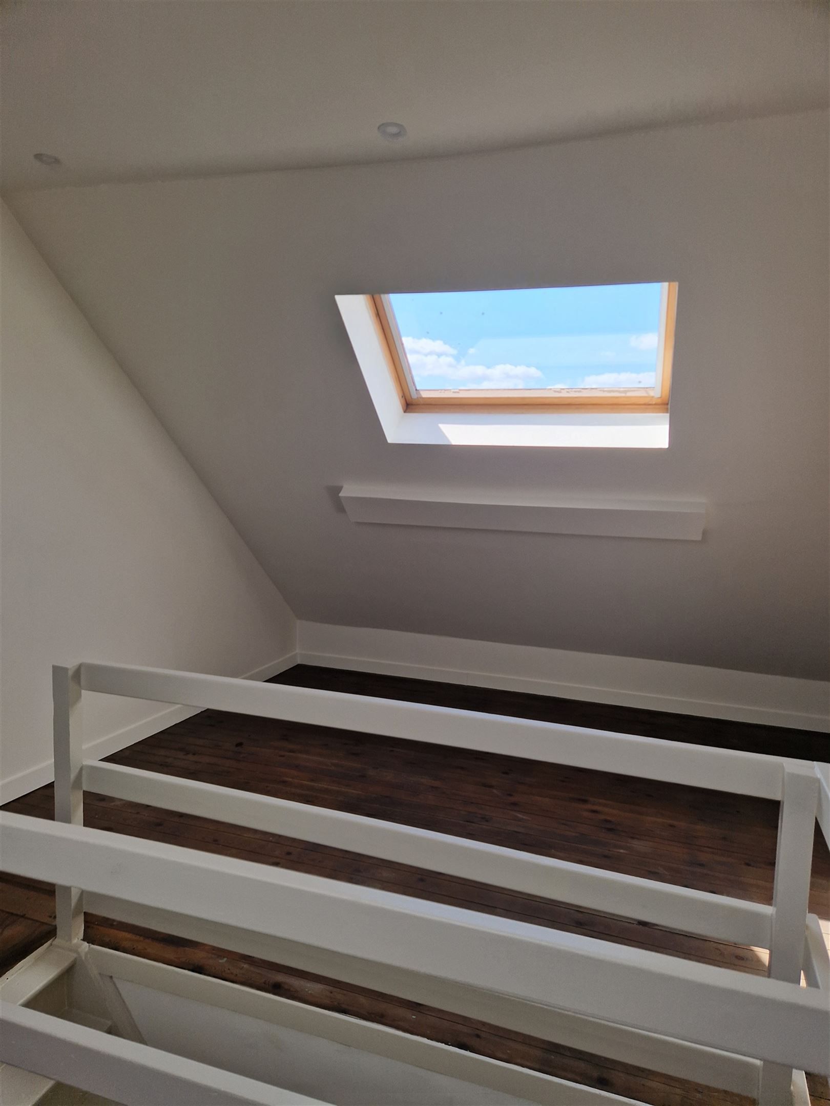 Instapklare rijwoning met 3 slpks en tuin. foto 8