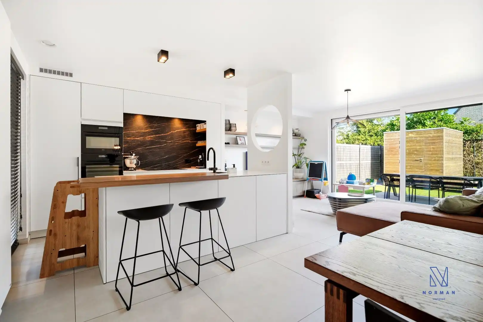 Recente woning met EPC A en 3 slaapkamers te koop in Harelbeke  foto 2