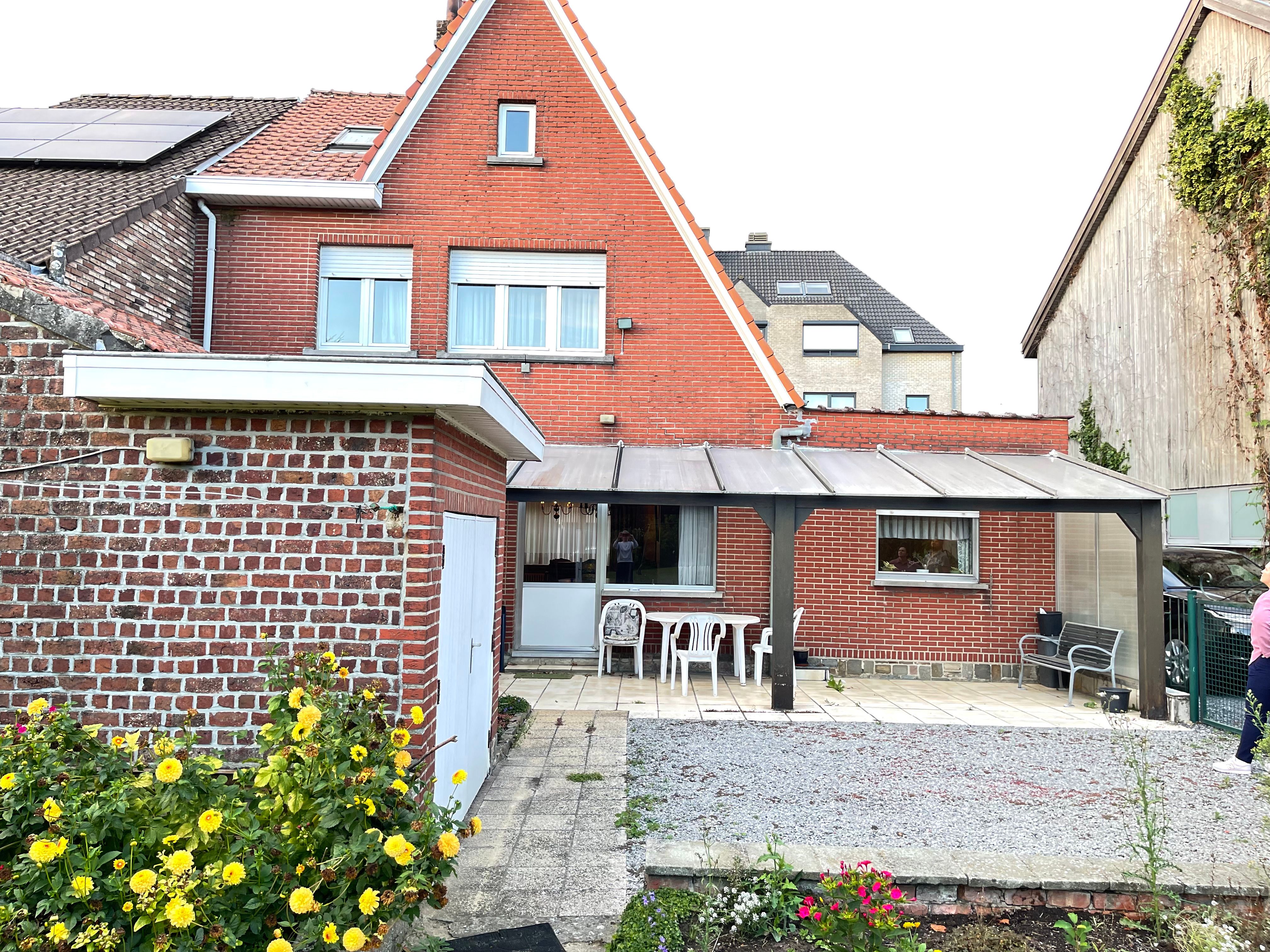 Toffe gezinswoning met heel fijne tuin foto 34