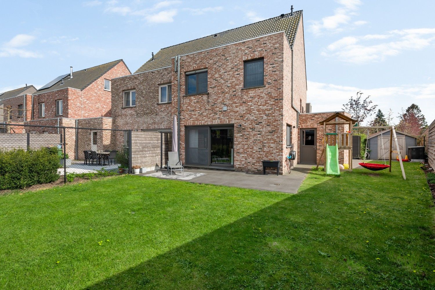 Prachtige HOB met 3 à 4 slaapkamers en ruime tuin dichtbij het centrum van Kapellen foto 24