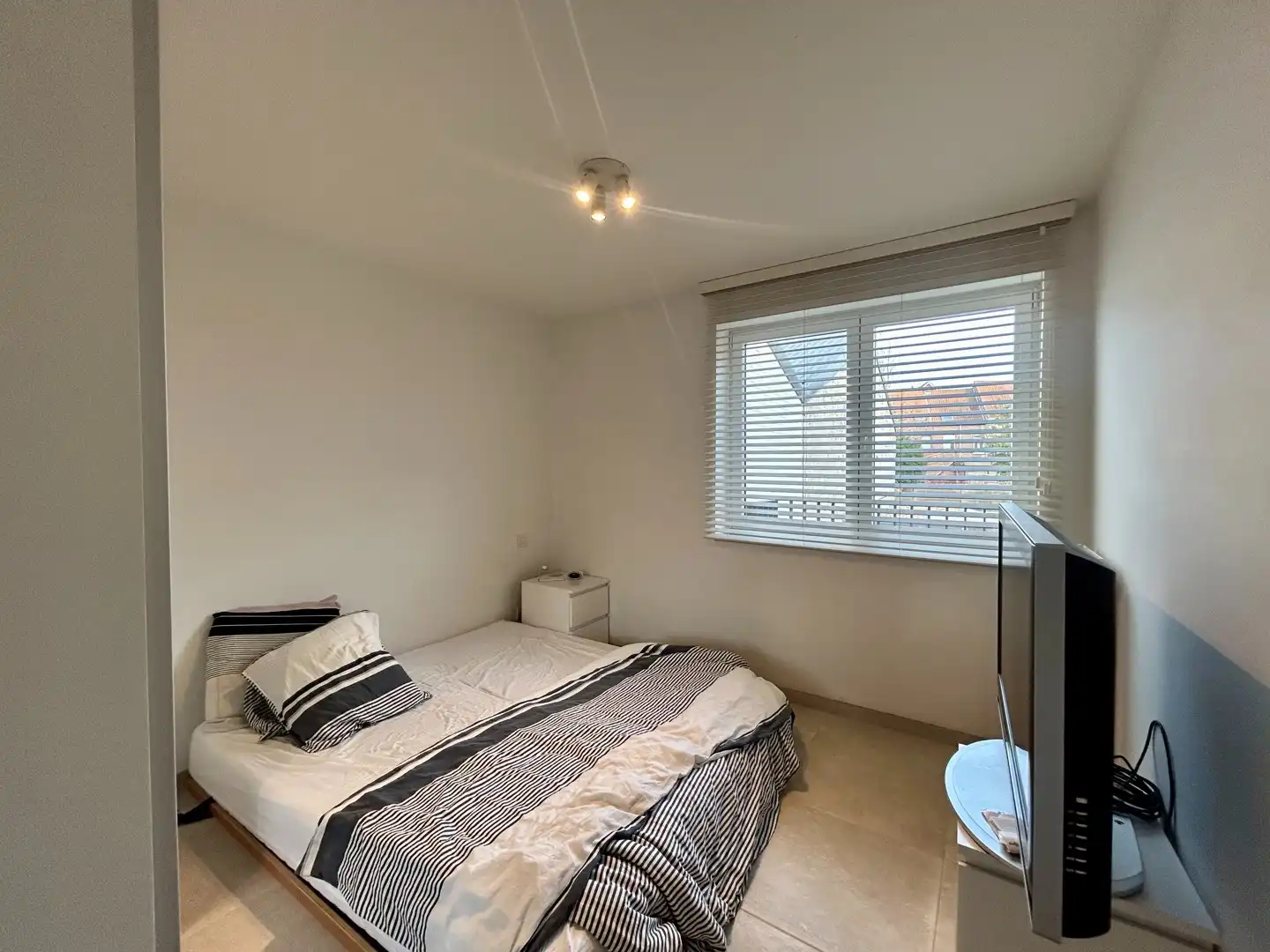 Instapklaar appartement met 2 slaapkamers nabij het Station van Tielt! foto 9