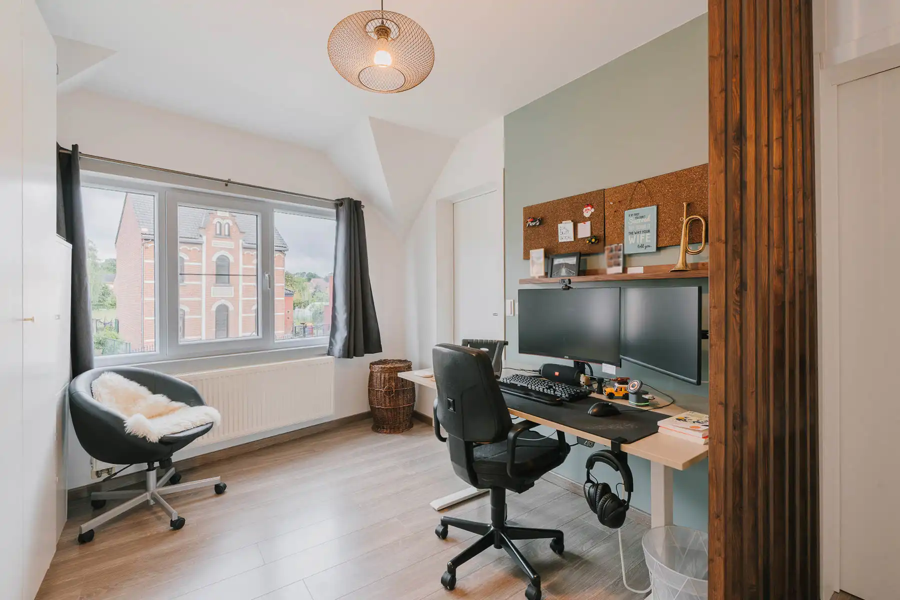 Karaktervolle, instapklare woning met prachtig weids zicht foto 19