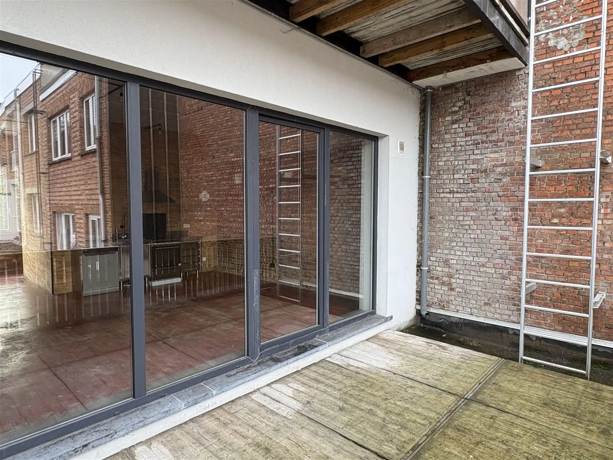 Appartement met terras (12m²) te Merksem foto 6