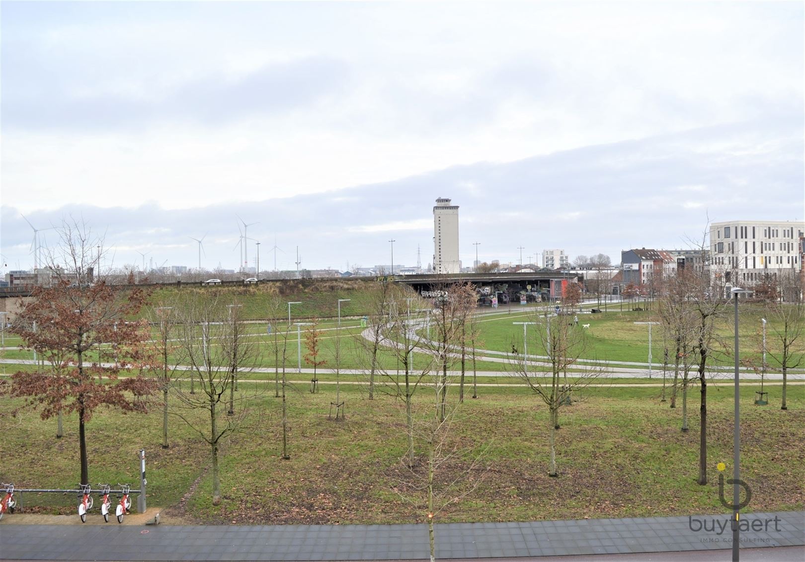 Sfeervol éénslaapkamer appartement in een gerenoveerd pand! foto 15