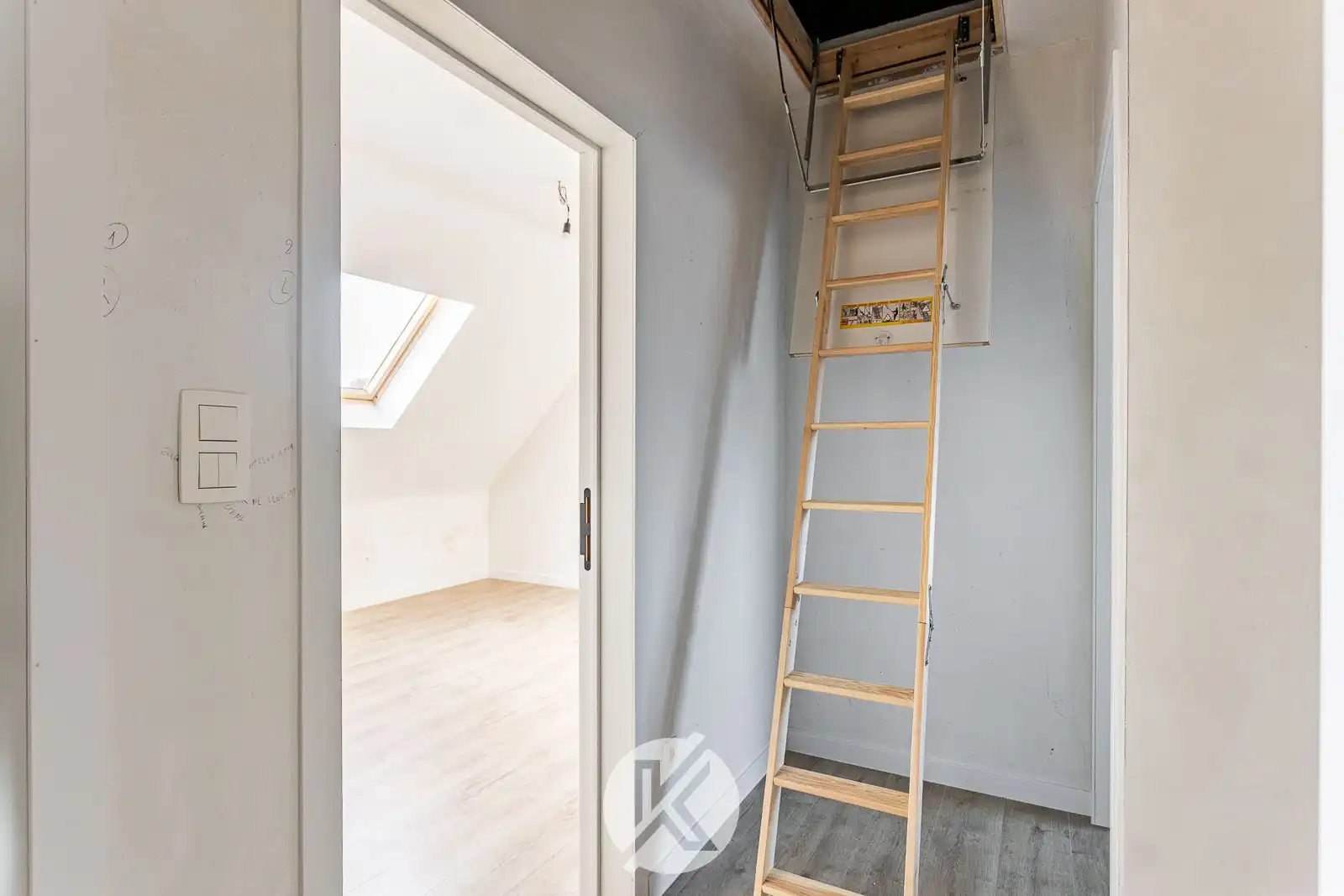 Halfopen nieuwbouwwoning met vlotte bereikbaarheid foto 20